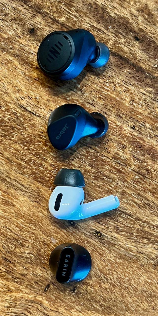 IQbuds bud size comparison, click to load a larger version