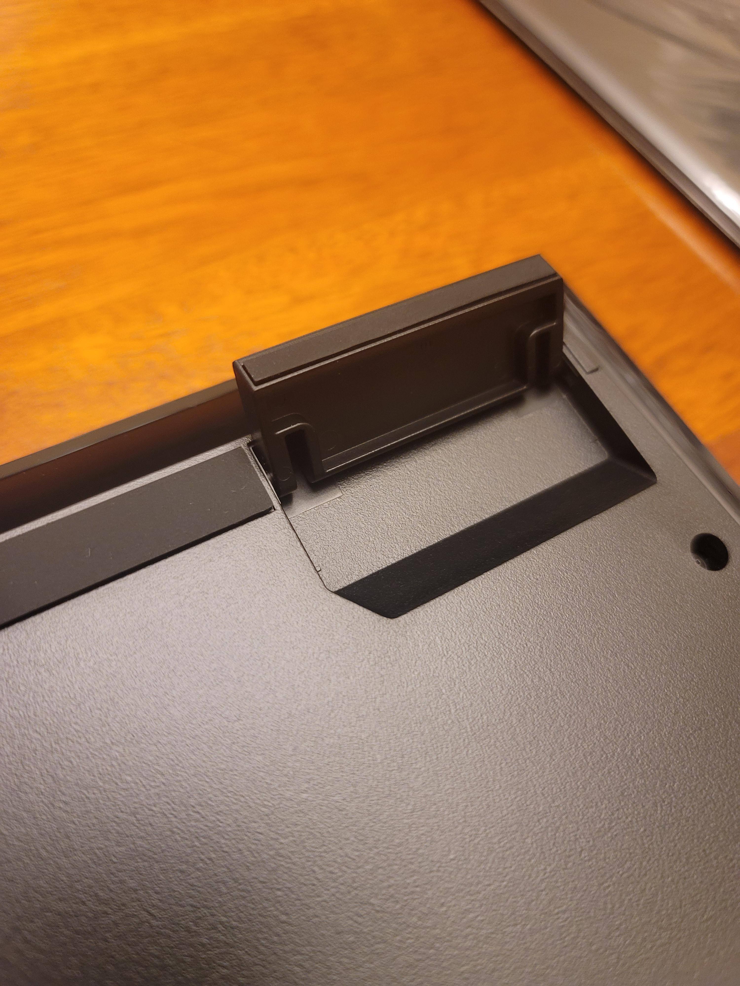 One of the weak spot in many key board designs in my humble opinion - the lowly deck support foot. The hinge mechanism is all plastic, but seems sturdy enough to last several years of repeaded "abuse" - proably way more if your not abusing it., click to load a larger version