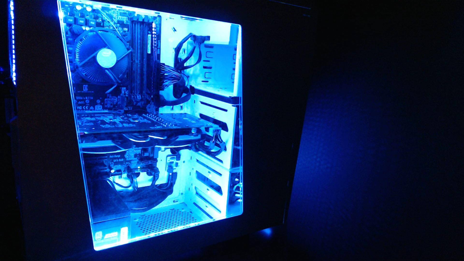 rgb lights on, click to load a larger version