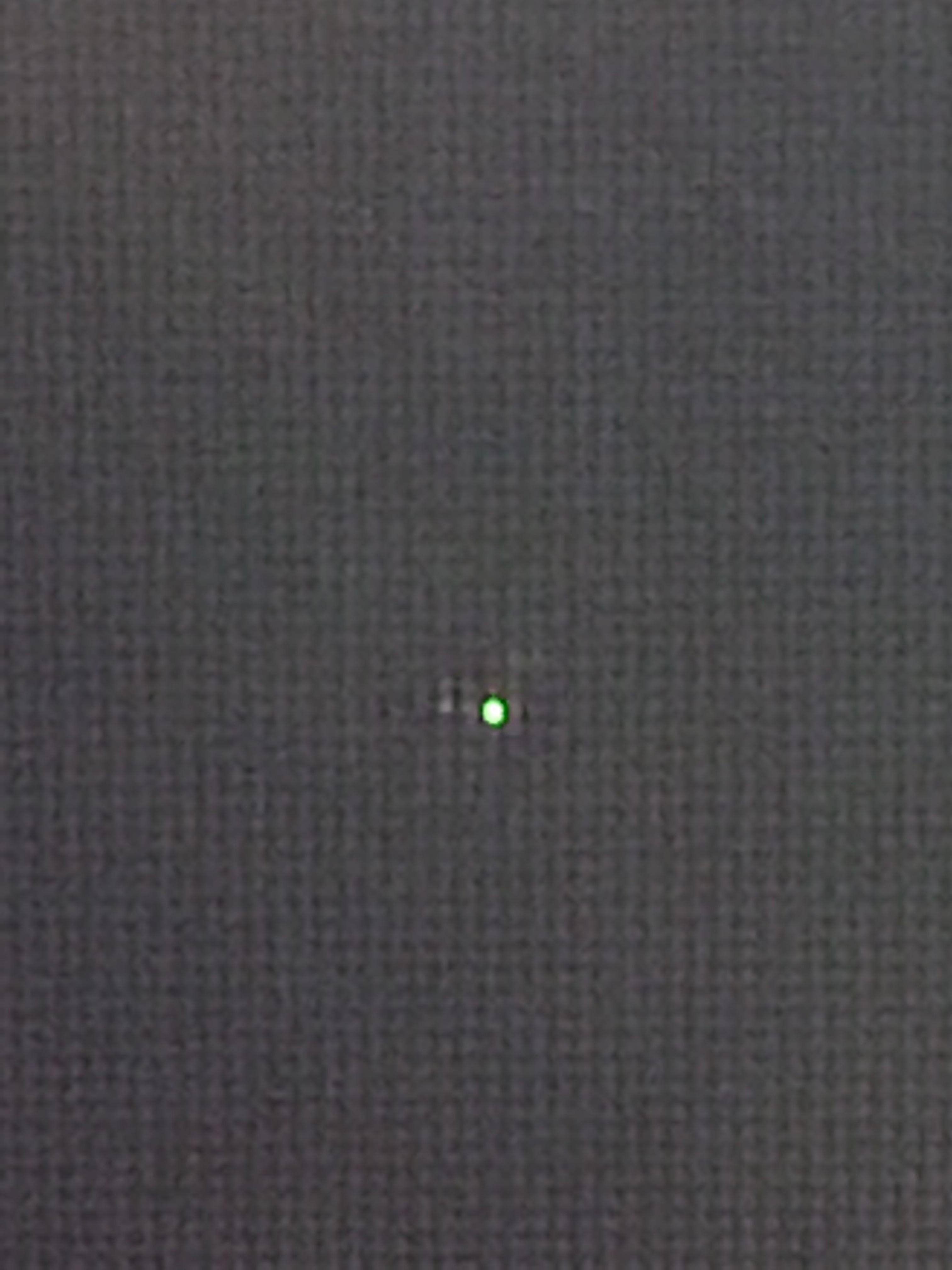 2nd laptop dead pixels out the box, click to load a larger version