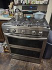 Samsung 6.0 cu. ft. Smart Freestanding Gas Range with Flex Duo, Stainless  Cooktop & Air Fry Stainless Steel NX60A6751SS/AA - Best Buy
