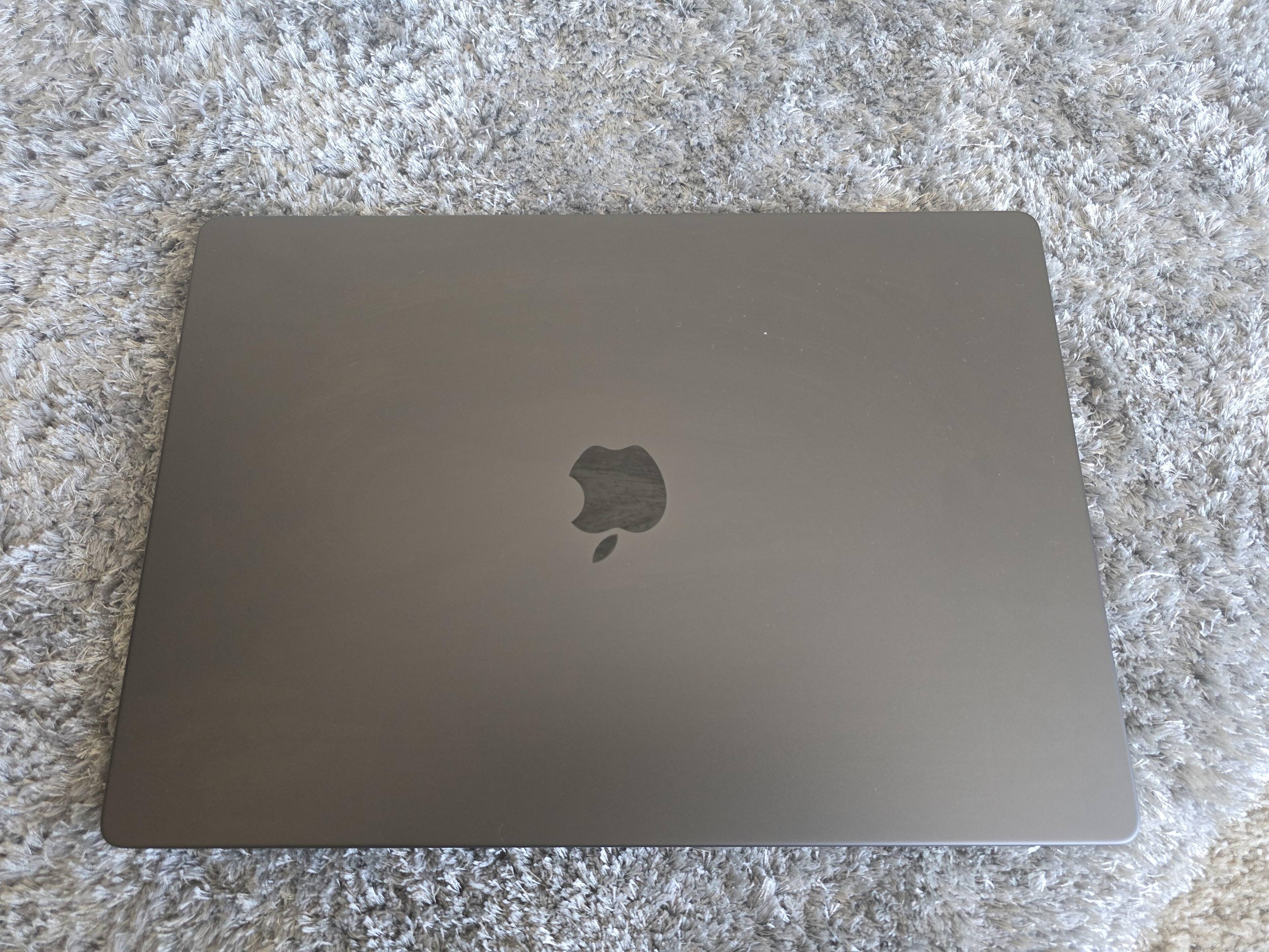 Apple MacBook Pro 16