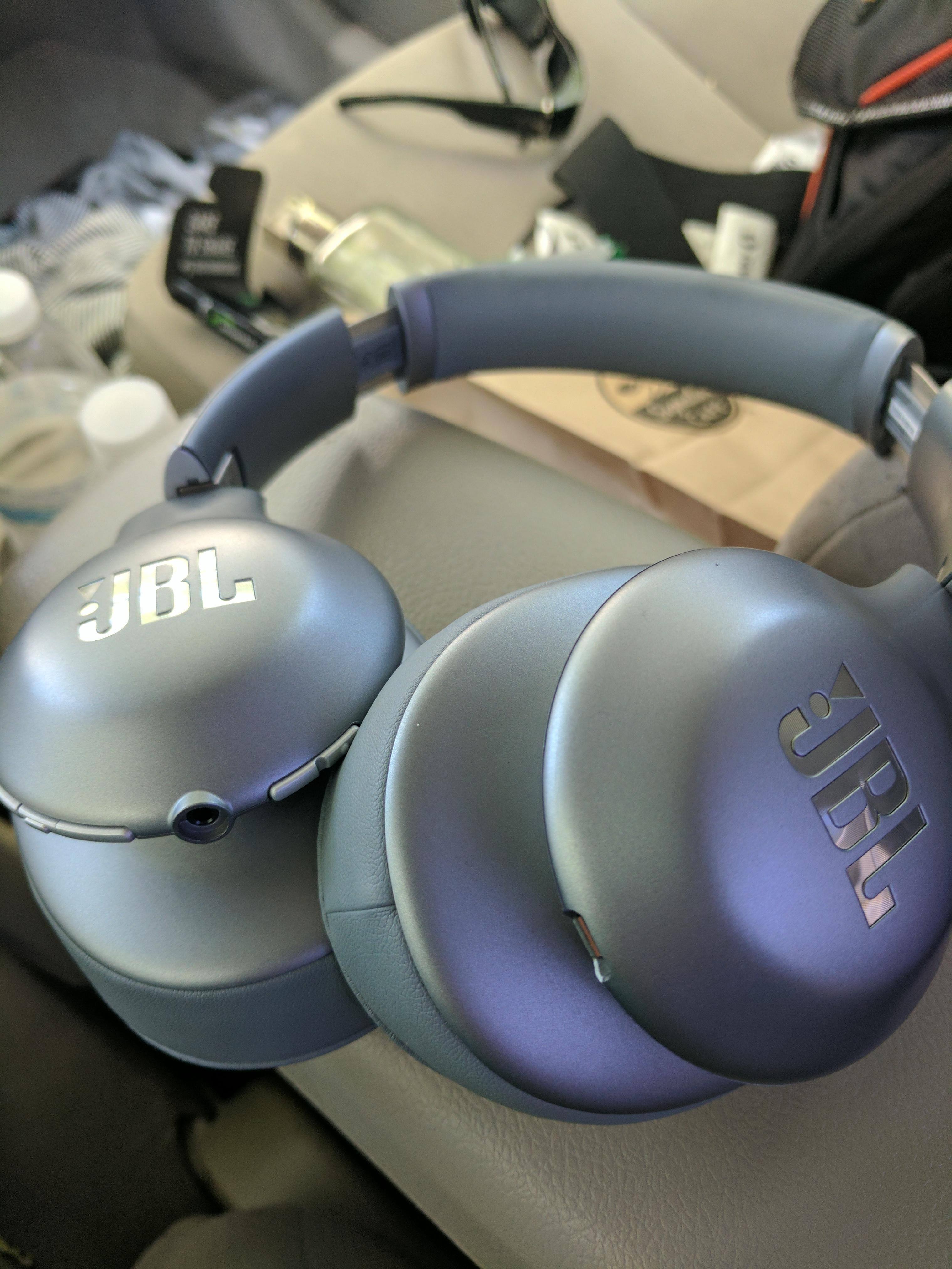 Headphone design is great, click to load a larger version