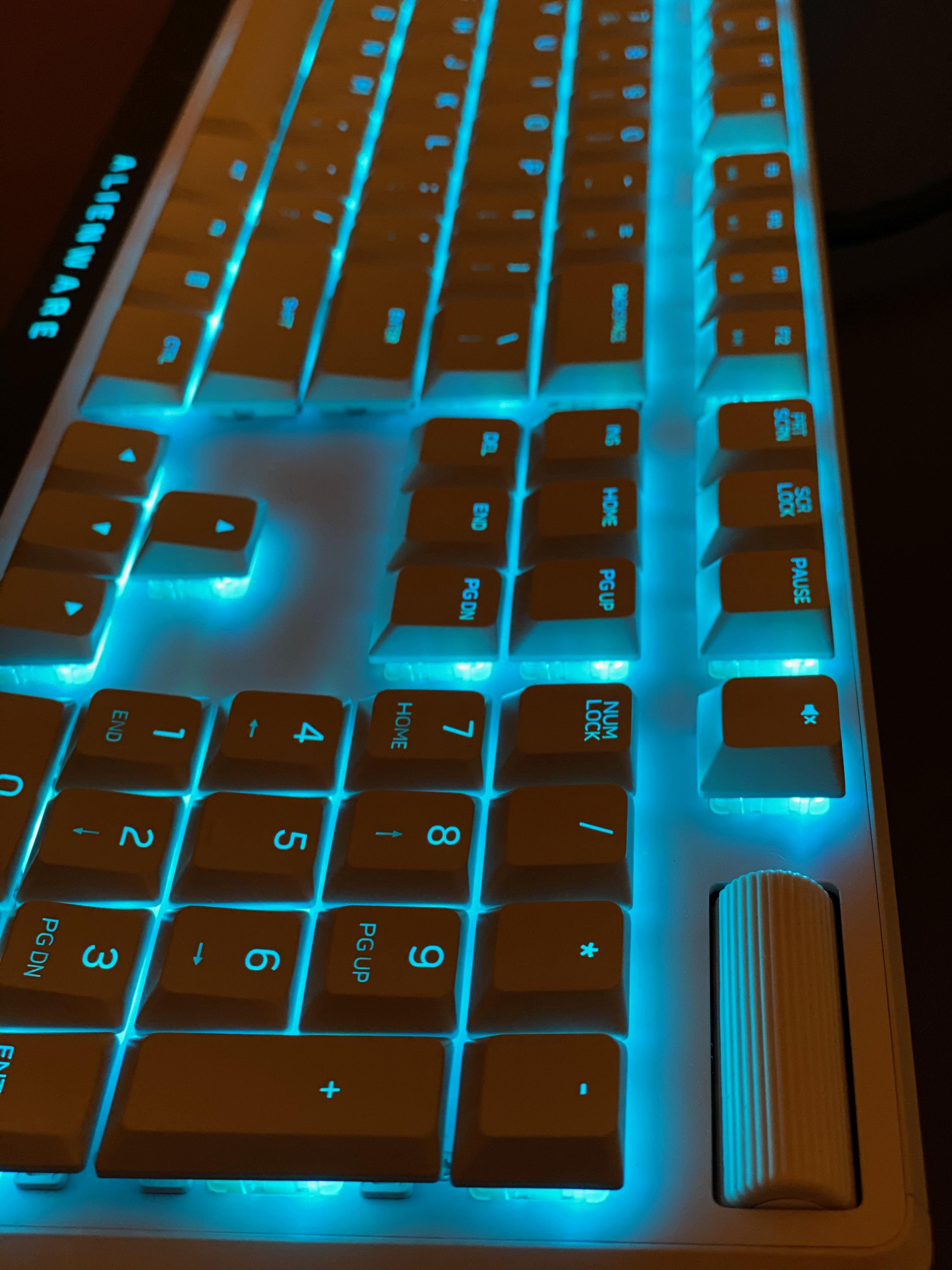 Alienware AW510K Full size Wired Mechanical CHERRY MX Low Profile