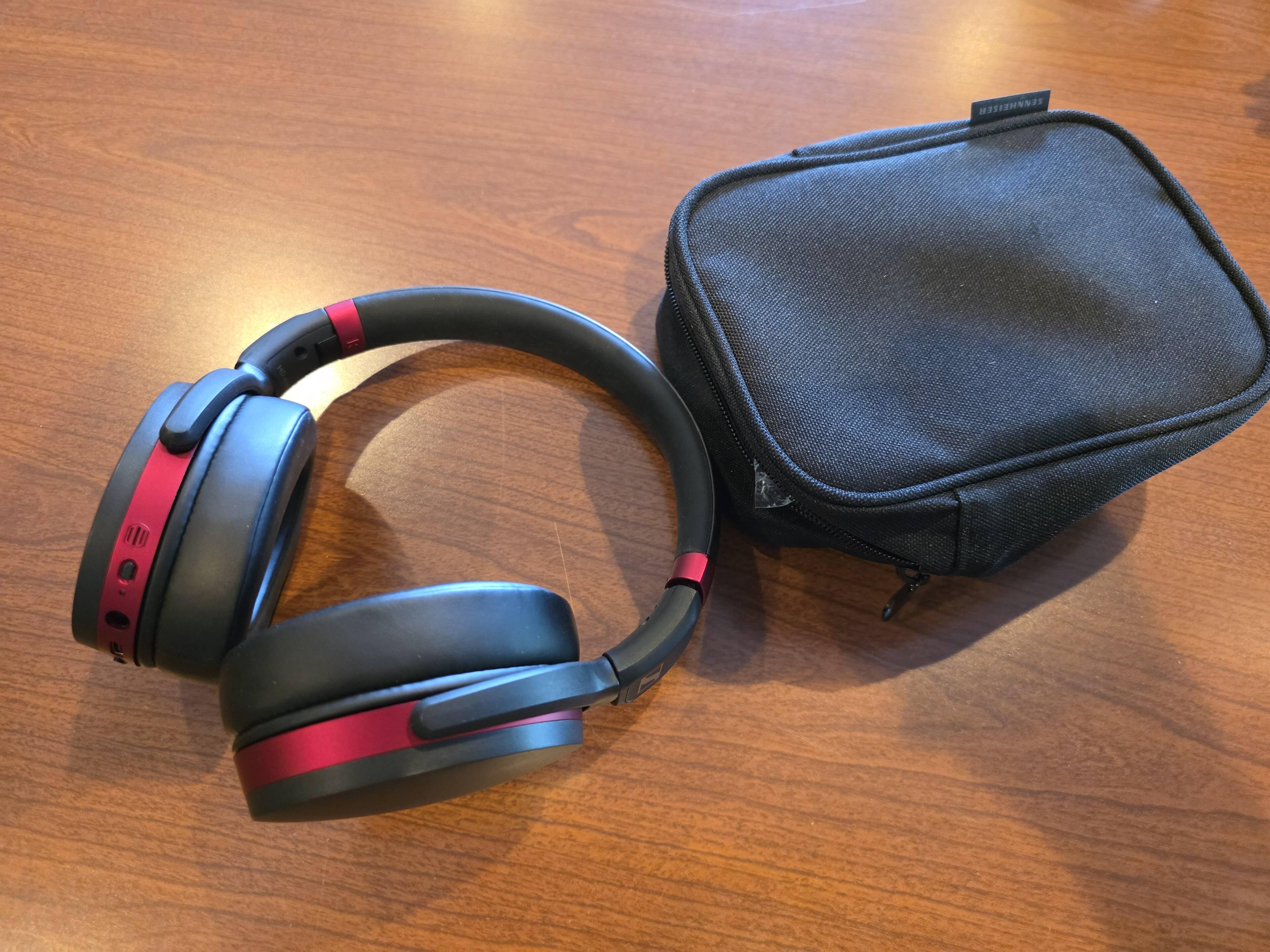 最安値　ゼンハイザー　HD 458BT Sennheiser HD 458BT Wireless Noise Cancelling Headphones (HD
