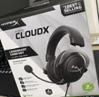  HyperX CloudX Chat Headset – Official Xbox Licensed, Compatible  with Xbox One and Xbox Series XS, 40mm Driver, Noise-Cancellation  Microphone, Pop Filter, In-Line Audio Controls, Lightweight : Everything  Else