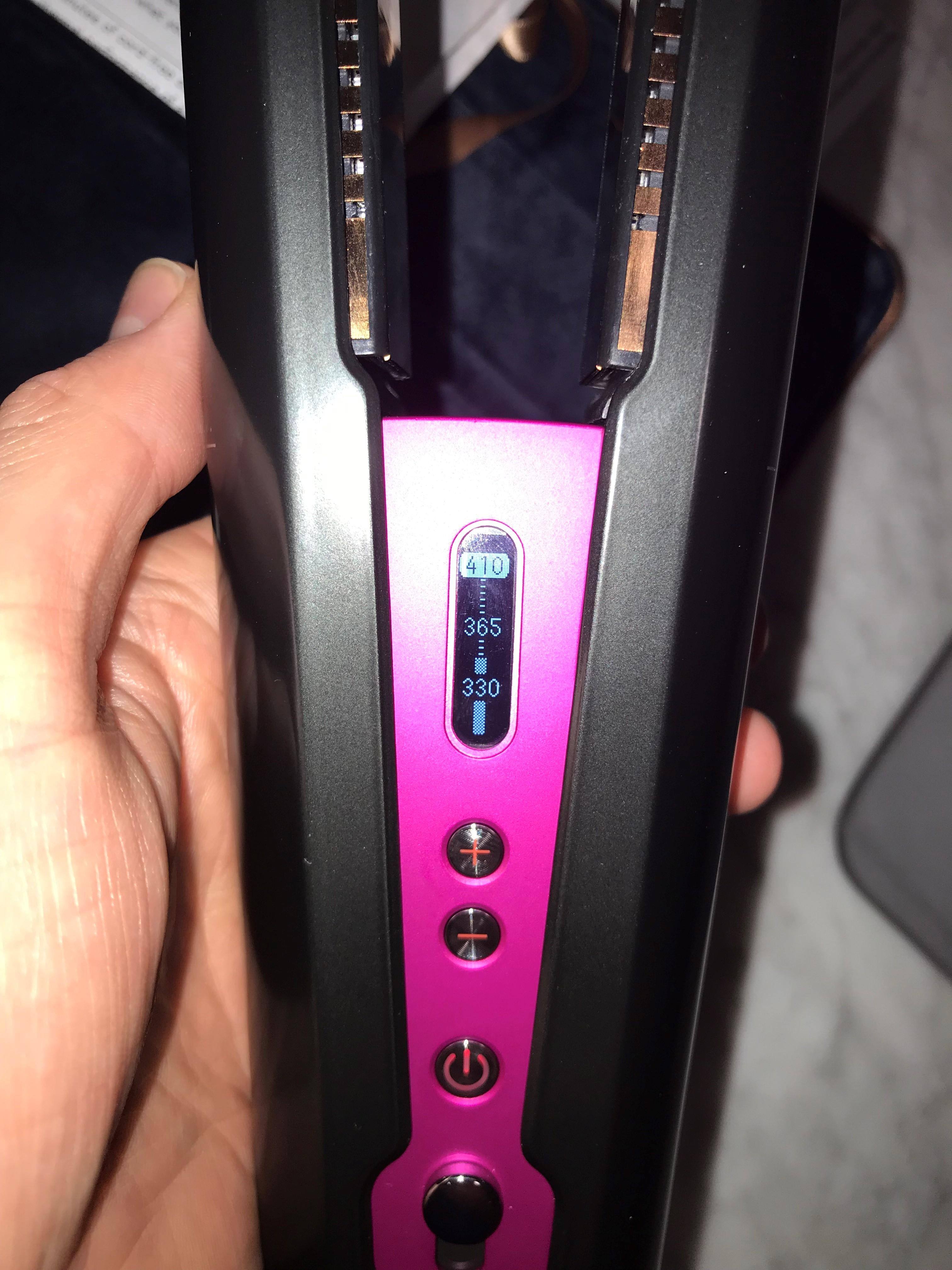 OLED screen, click to load a larger version