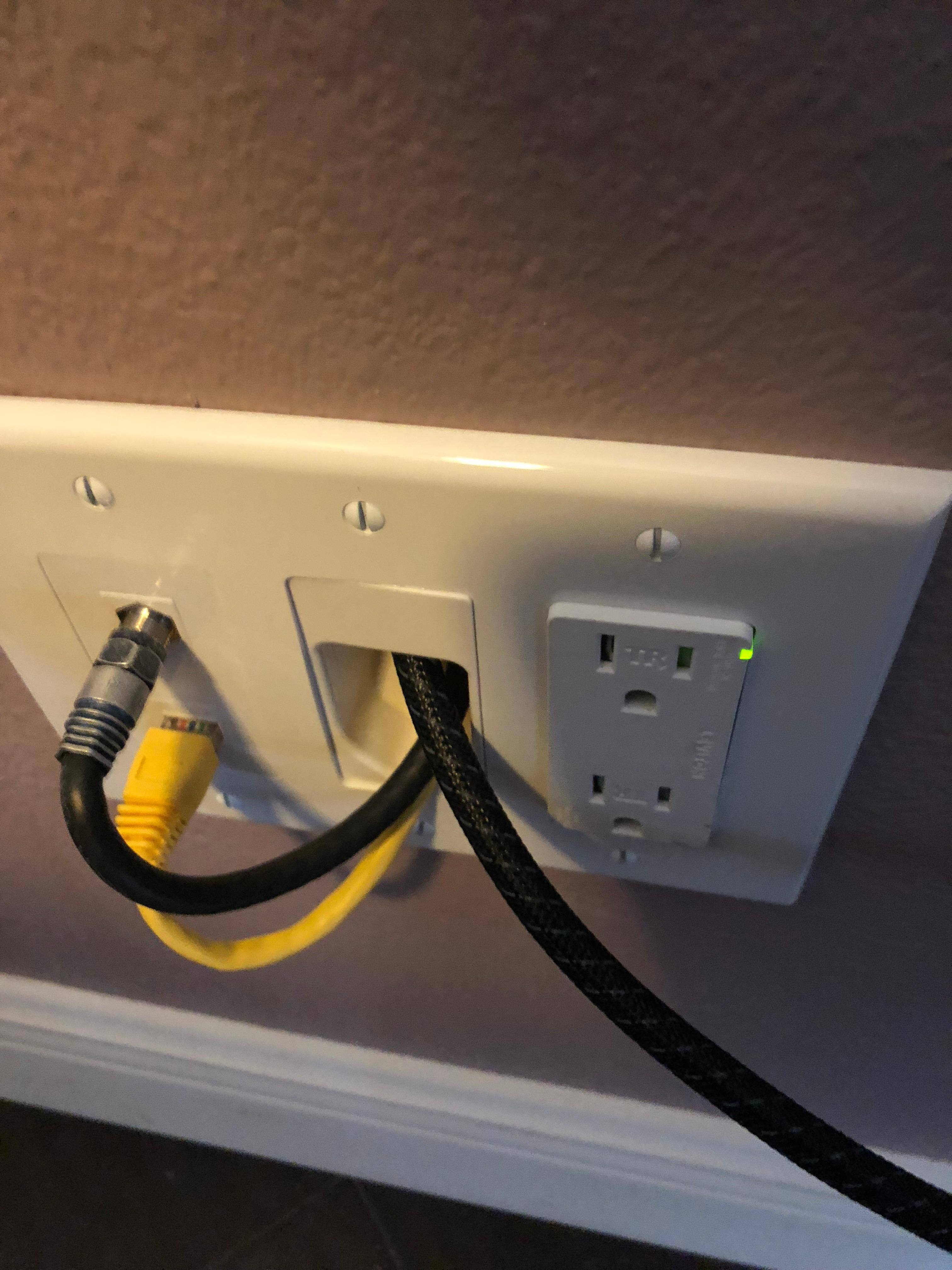 Internet/HDMI/COAX, click to load a larger version