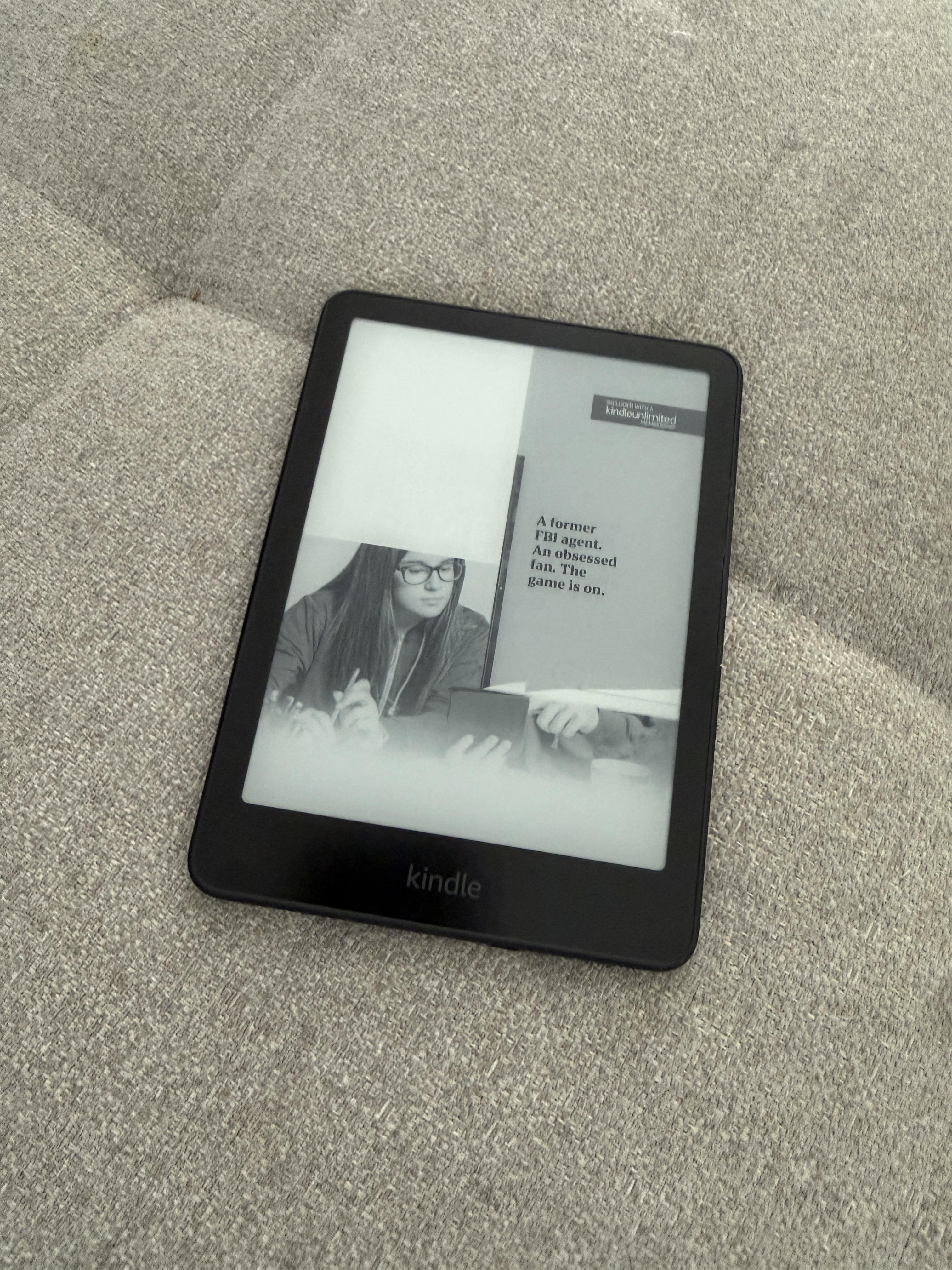 Amazon Kindle Paperwhite (16 GB) 2024 Black B0CFPJYX7P - Best Buy