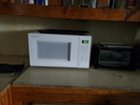 Best Buy: Sharp Carousel 1.1 Cu. Ft. Mid-Size Microwave White SMC1131CW