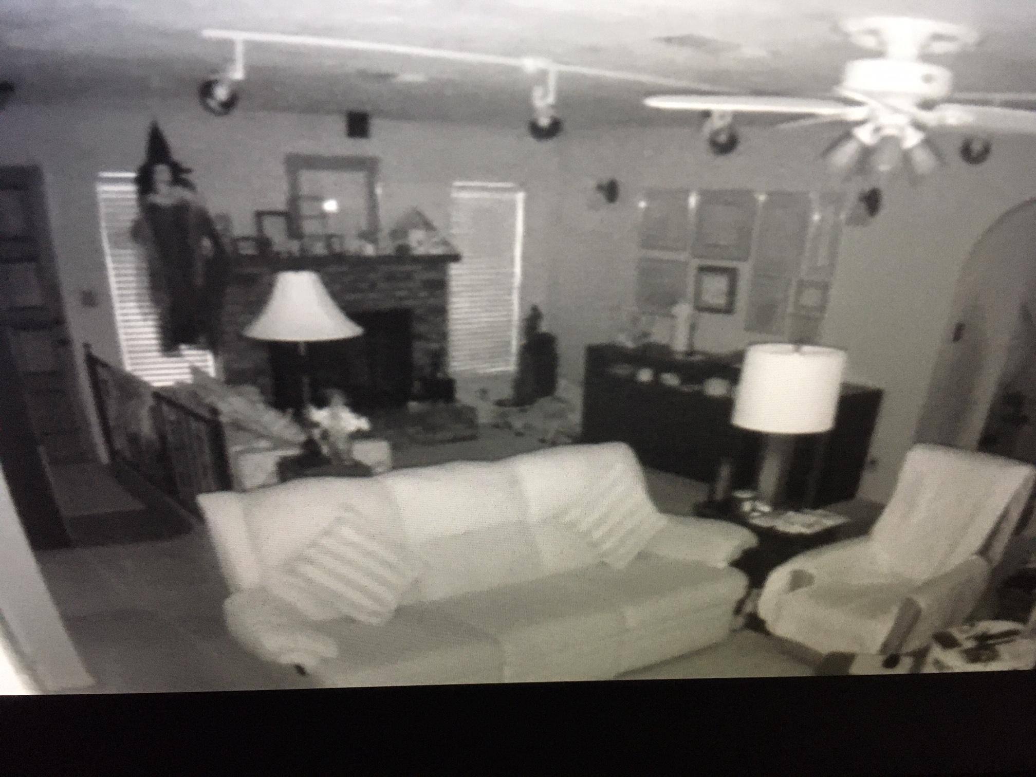 Defender Guard At 10 PM - No Lights ON, click to load a larger version