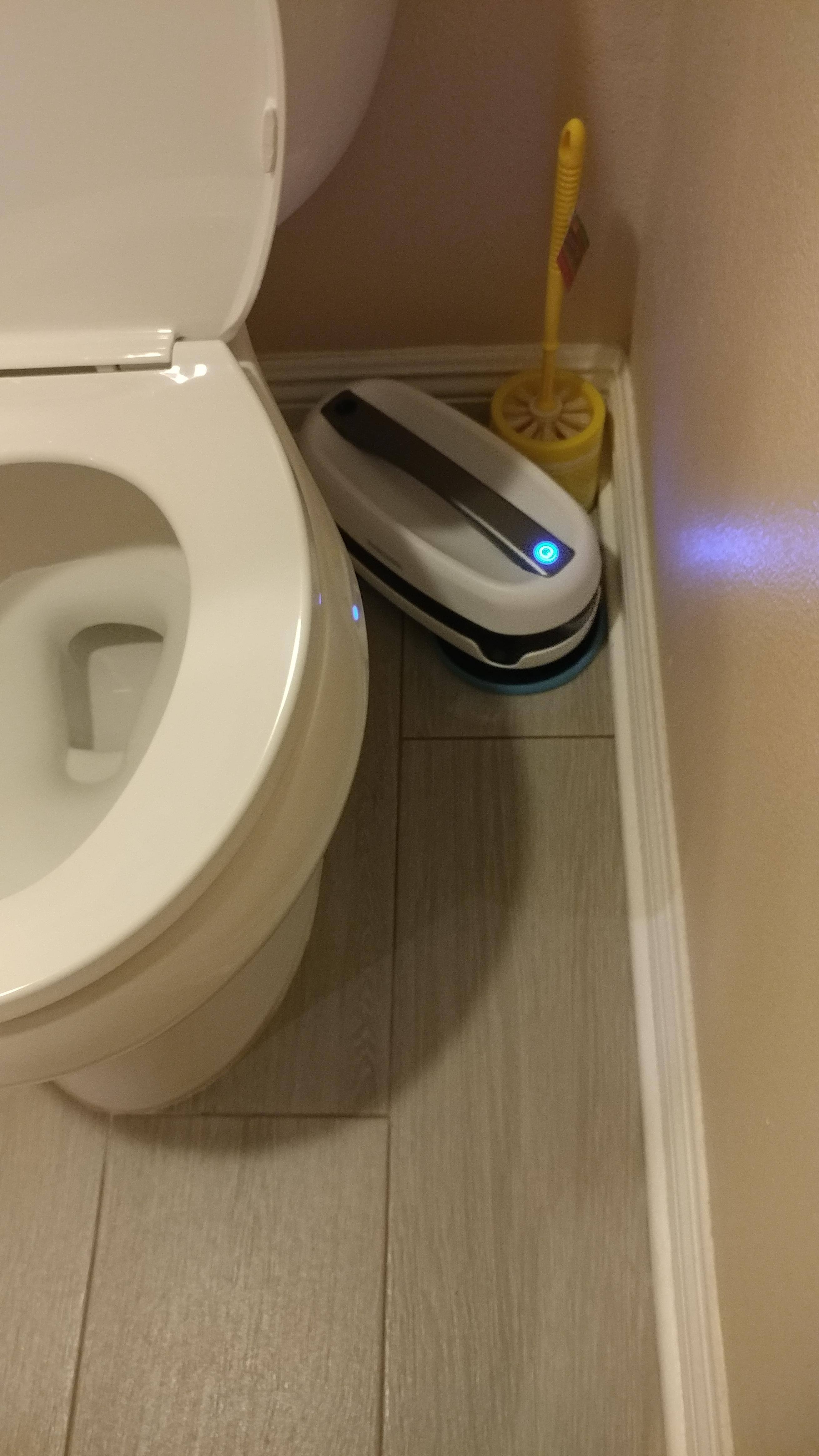 Sometimes the Jetbot gets stuck in a corner like this & takes a while to get unstuck., click to load a larger version