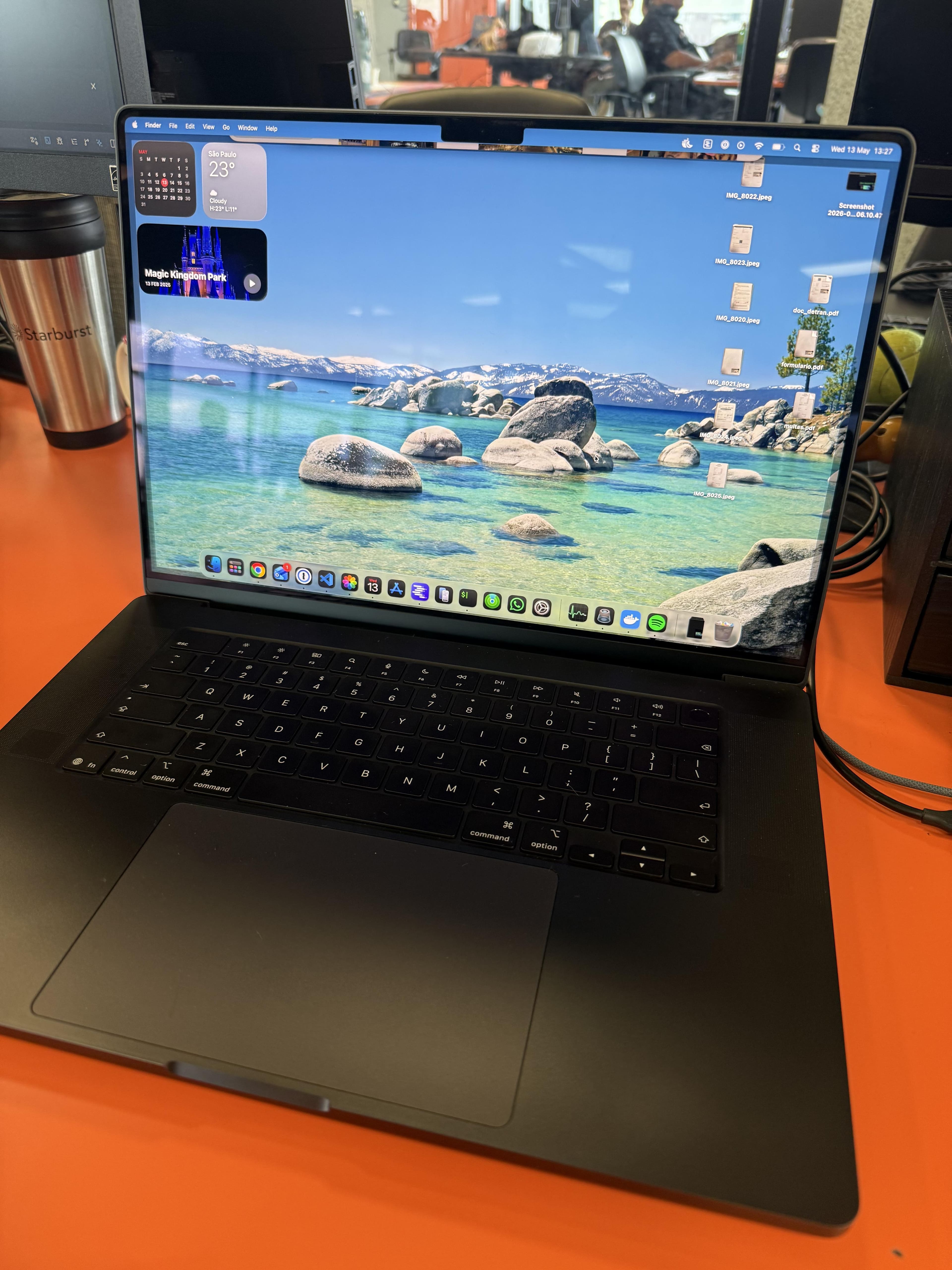 16 inch MacBook Pro Apple M5 Pro chip with 18 core CPU and 20 core