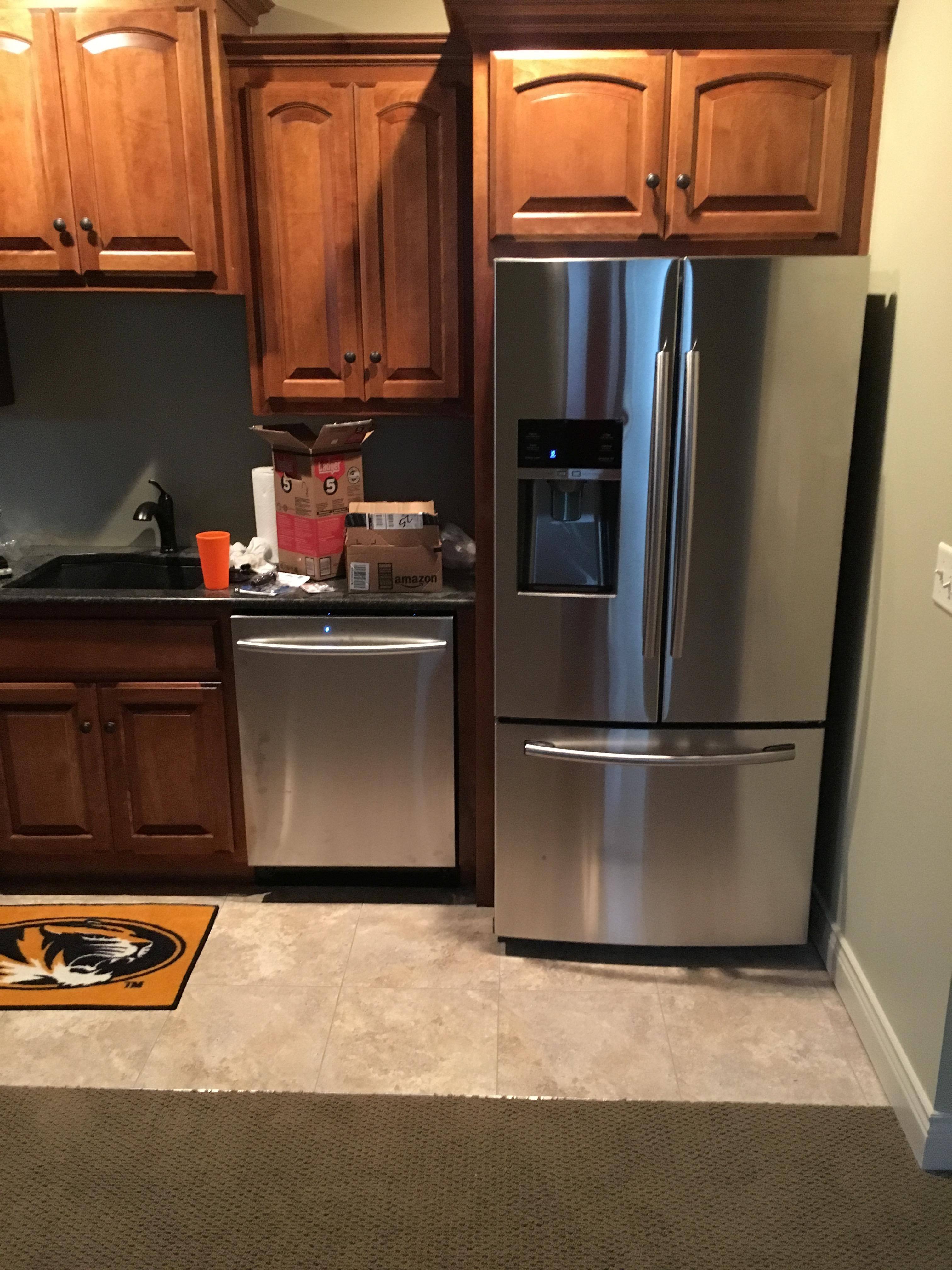 Samsung Family photo, click to load a larger version