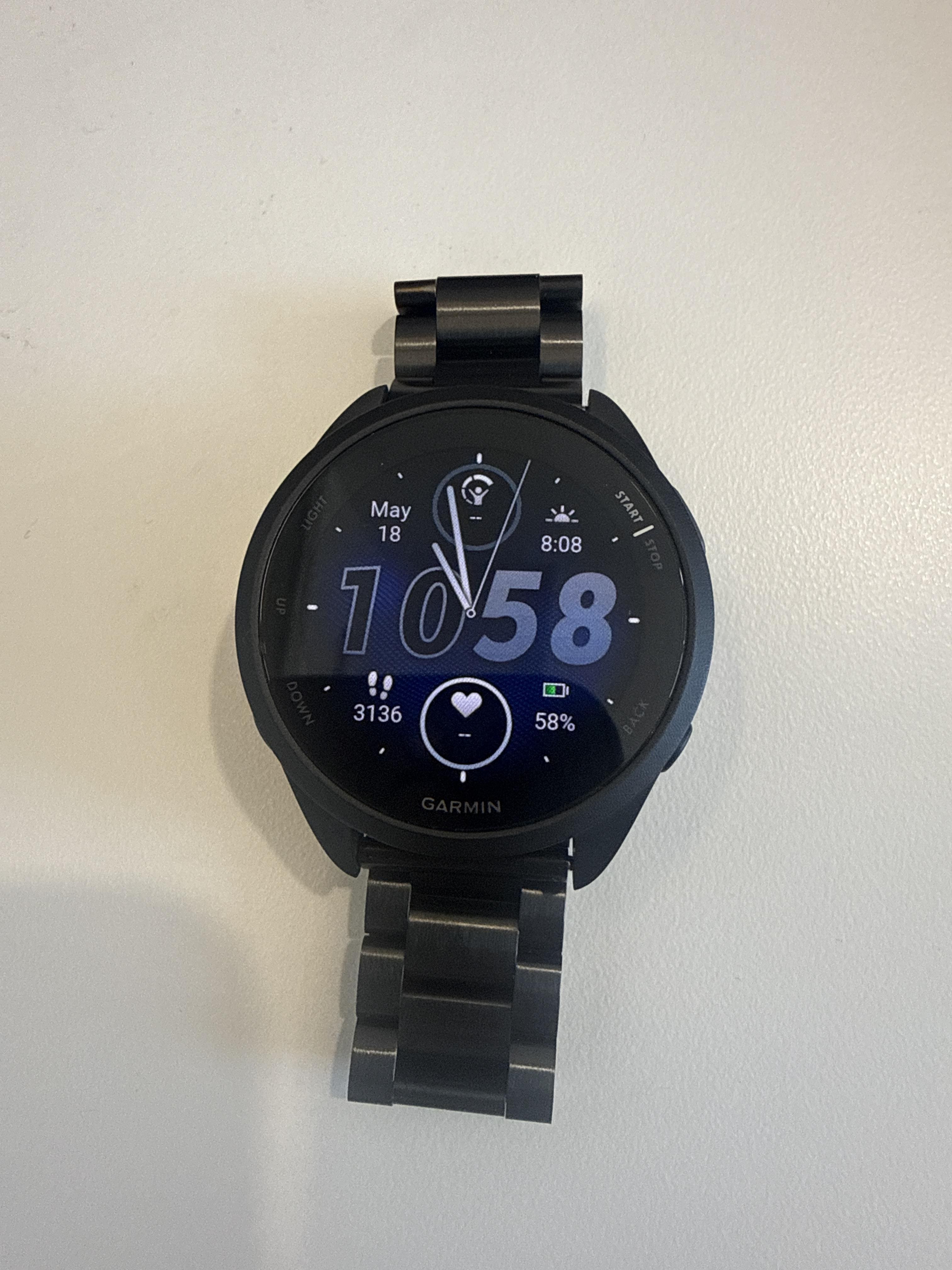 Garmin Forerunner 165 GPS Smartwatch 43 mm Fiber Reinforced