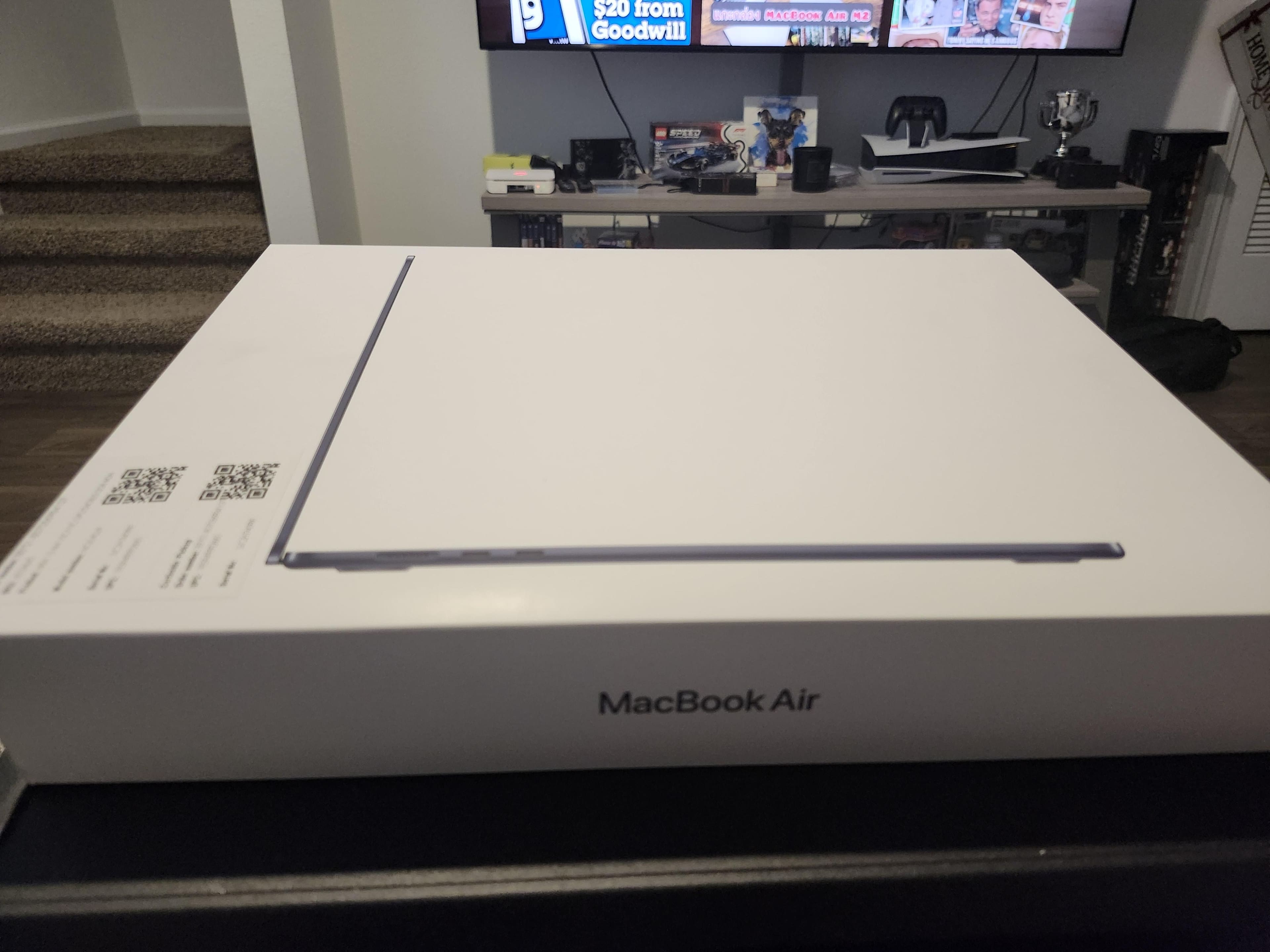 Apple MacBook Air 15 inch Laptop Apple M4 chip Built for Apple