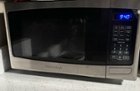 Insignia™ 0.9 Cu. Ft. Compact Microwave Stainless Steel NS-MW09SS8 - Best  Buy