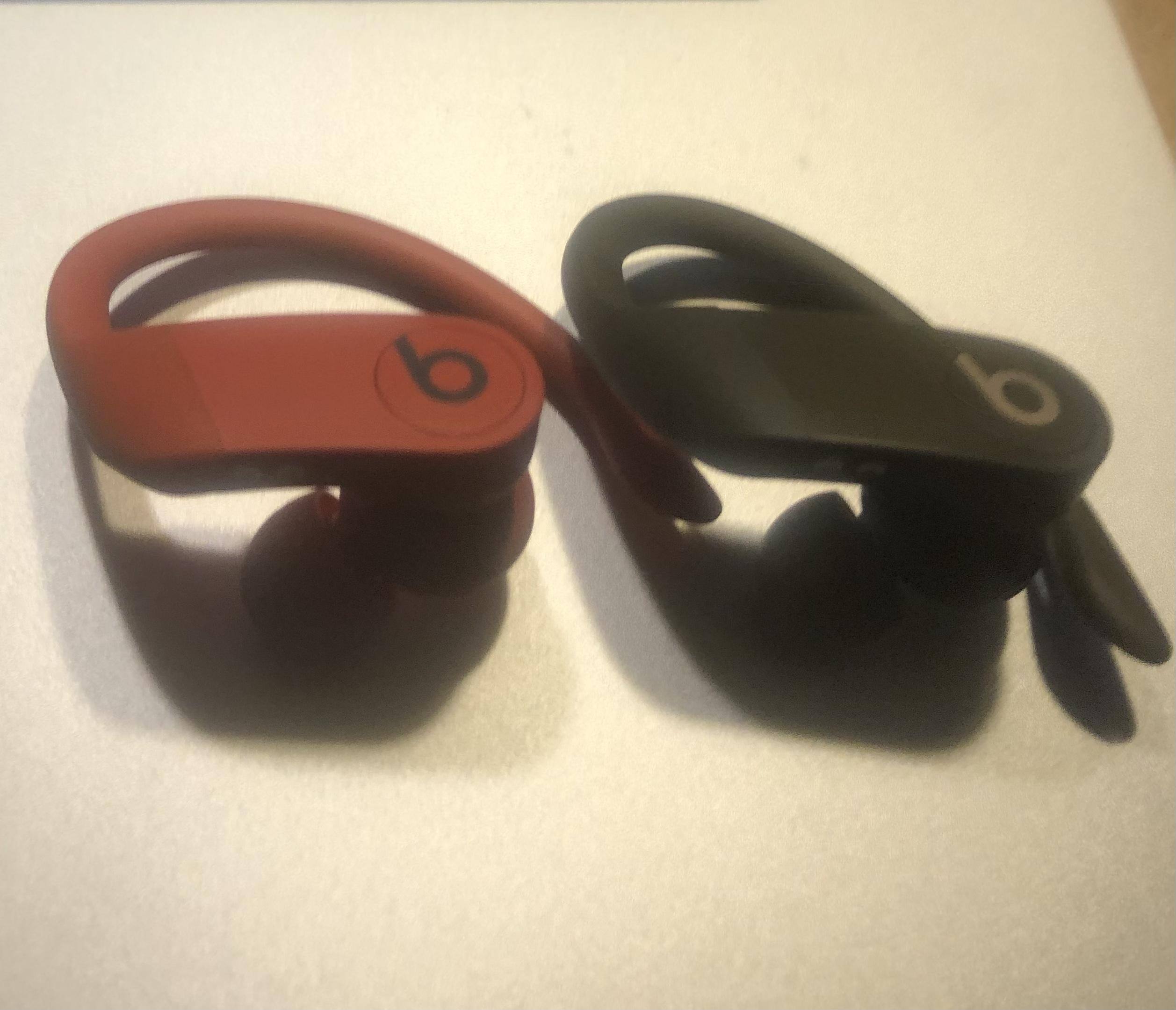 Powerbeats ワイヤレスイヤホン レッド Powerbeats High-Performance Wireless Earphones with Apple H1