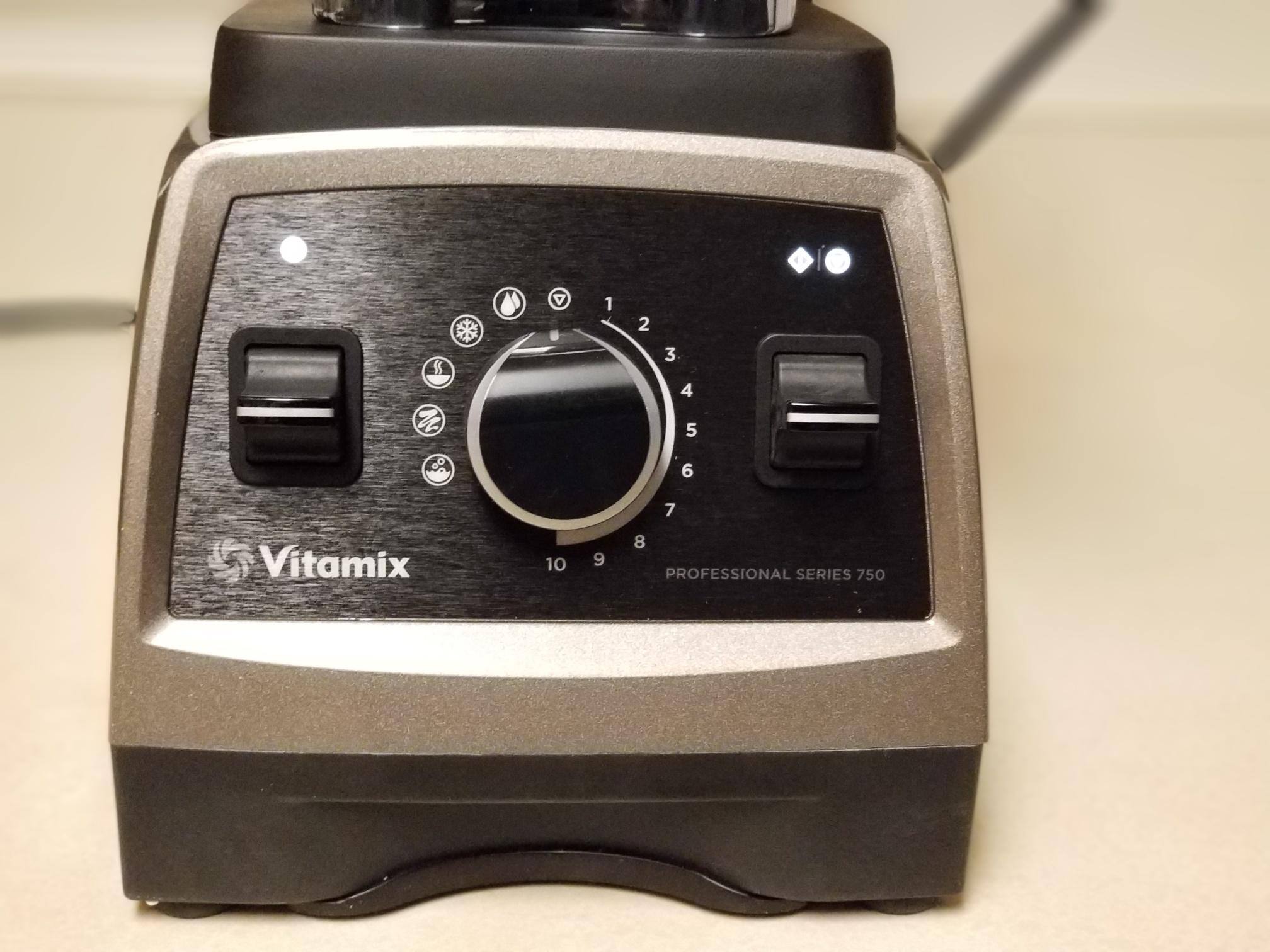 Pulse switch, mode/speed dial and start/stop switch, click to load a larger version