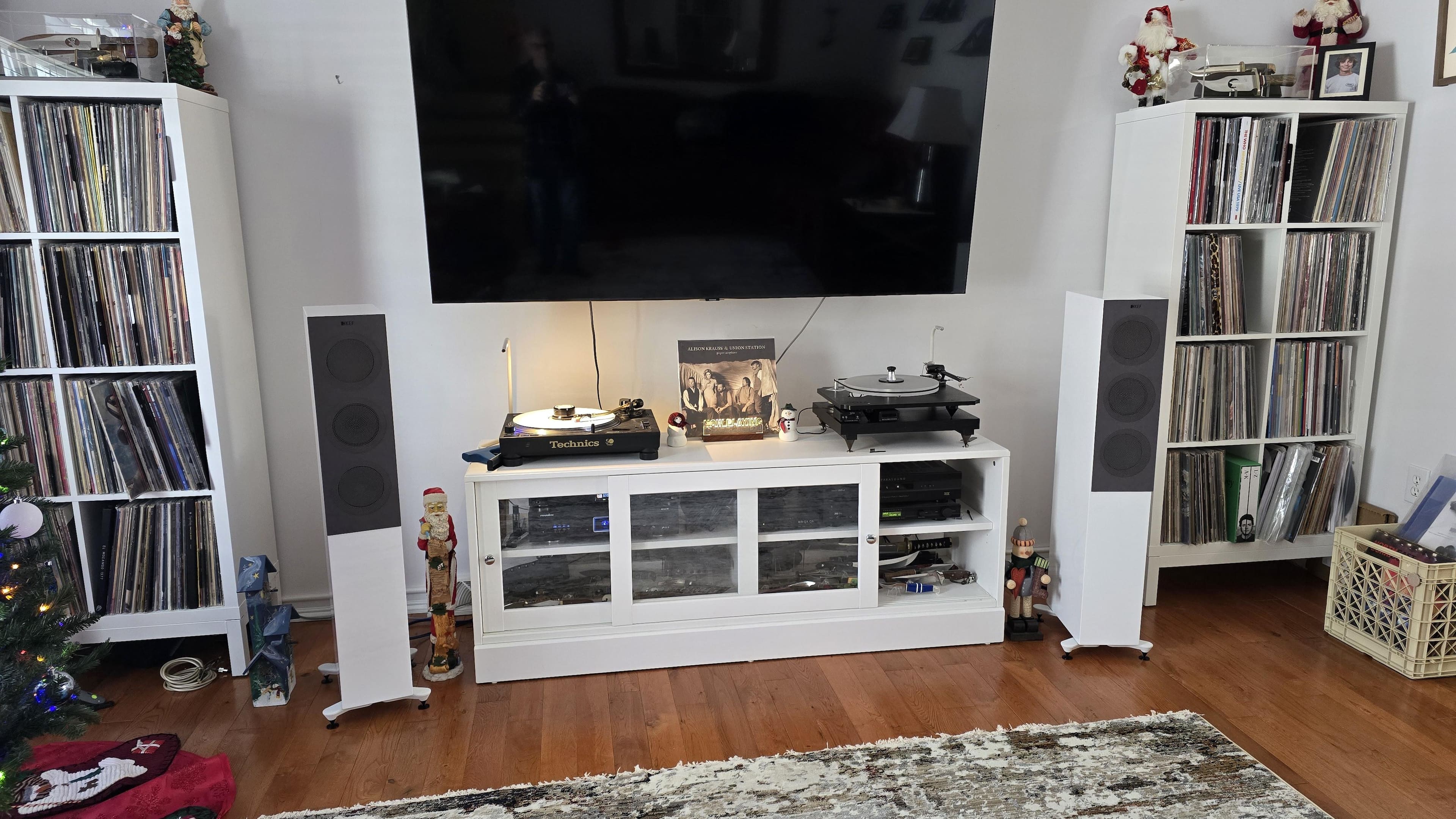 KEF R5 Meta Floorstanding Loudspeaker (Each) Black R5BG - Open Box