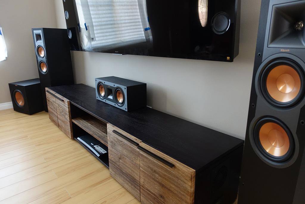 Tilting a 75 inch TV, click to load a larger version