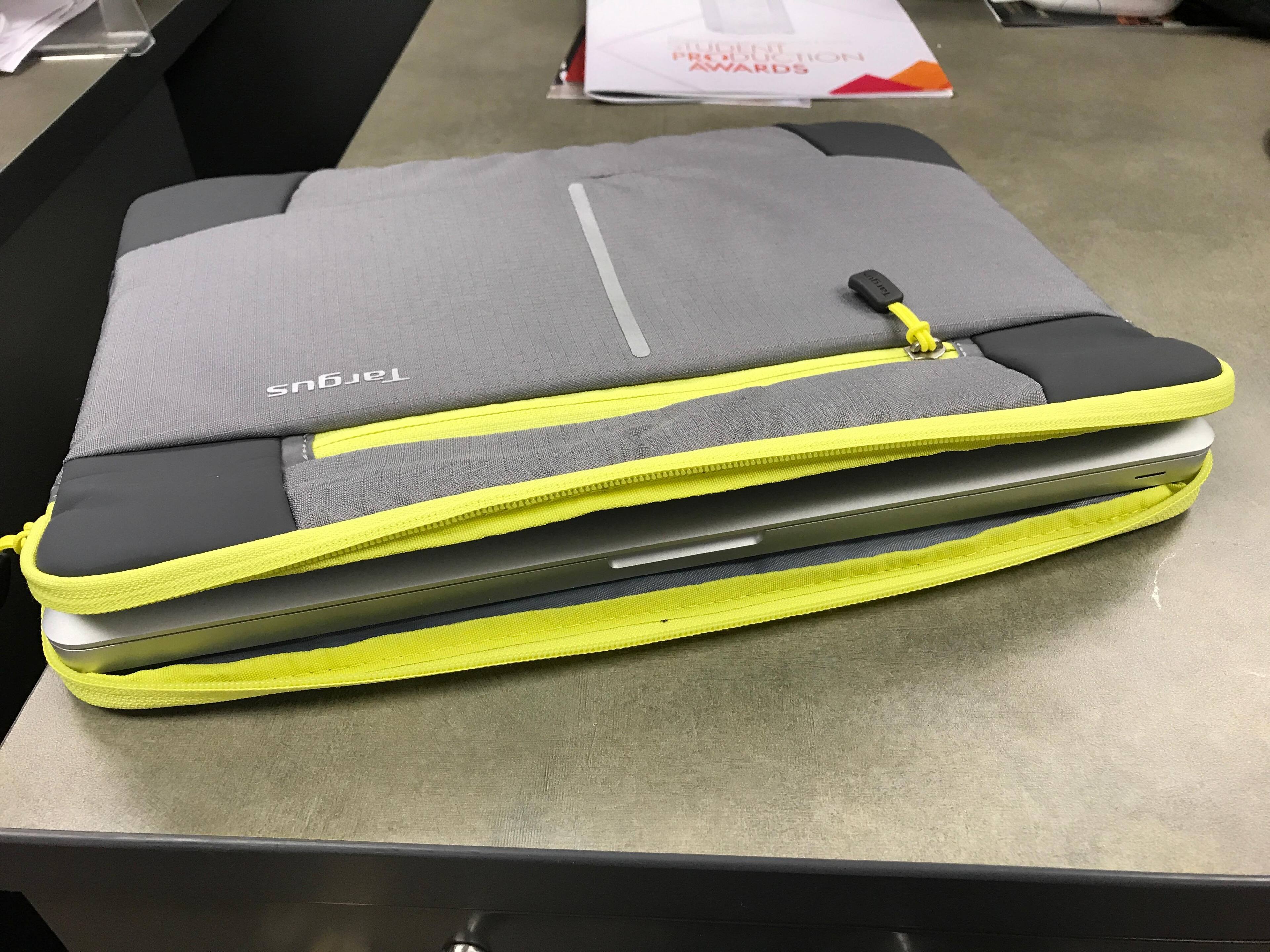 2011 15" MacBook Pro., click to load a larger version