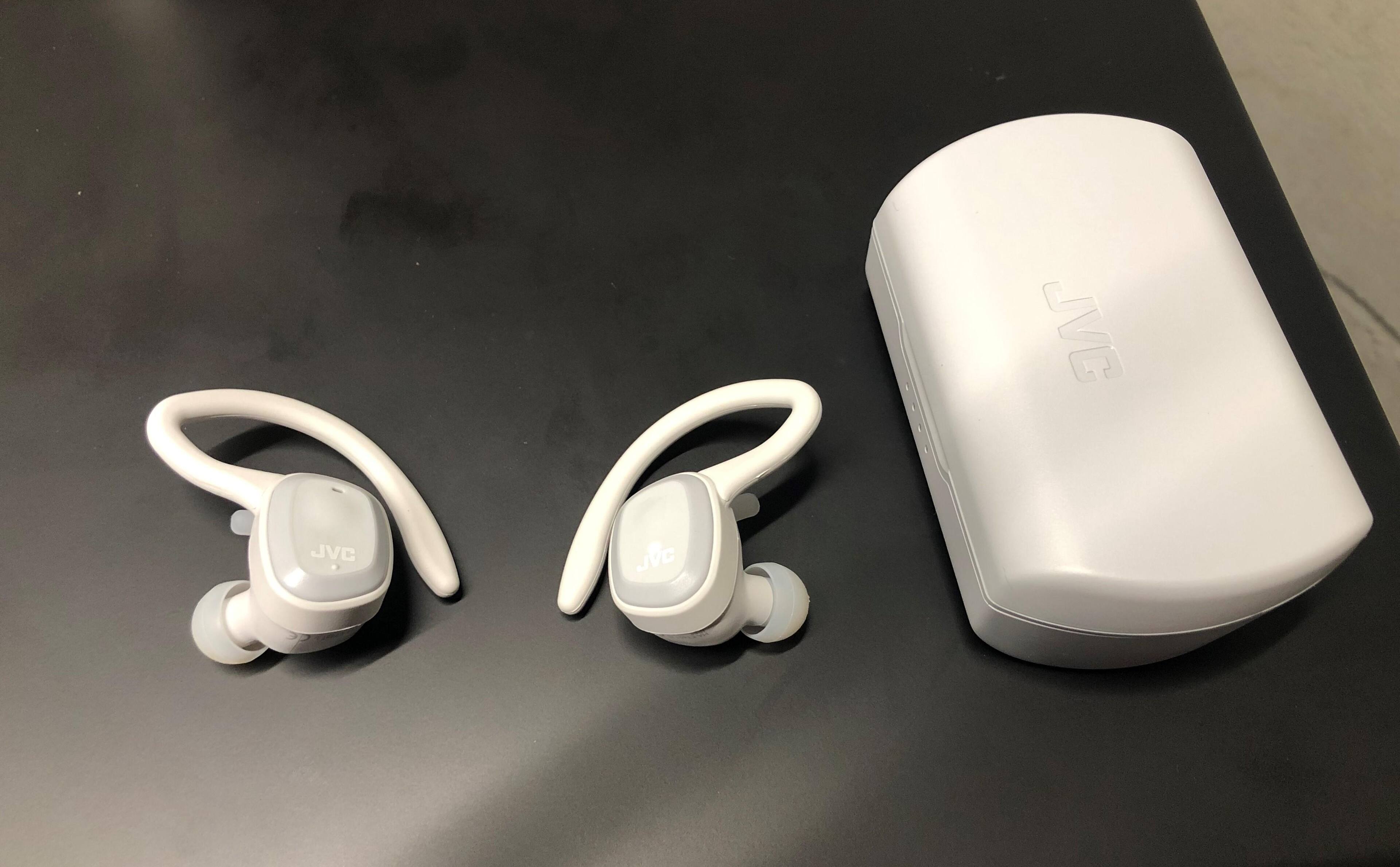 headphones and case, click to load a larger version