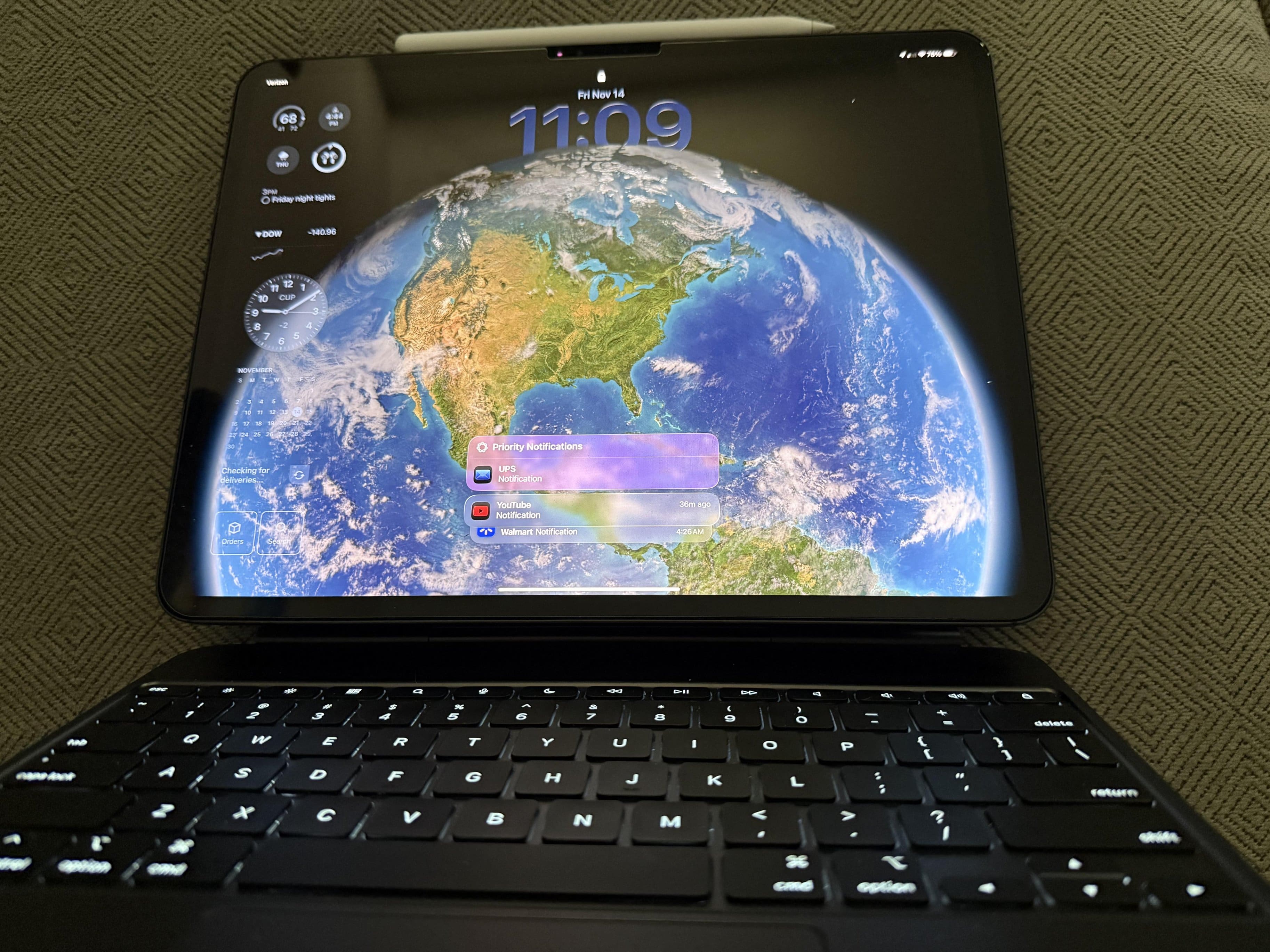 Apple 13 inch iPad Pro M5 chip Wi Fi + Cellular 512GB with OLED