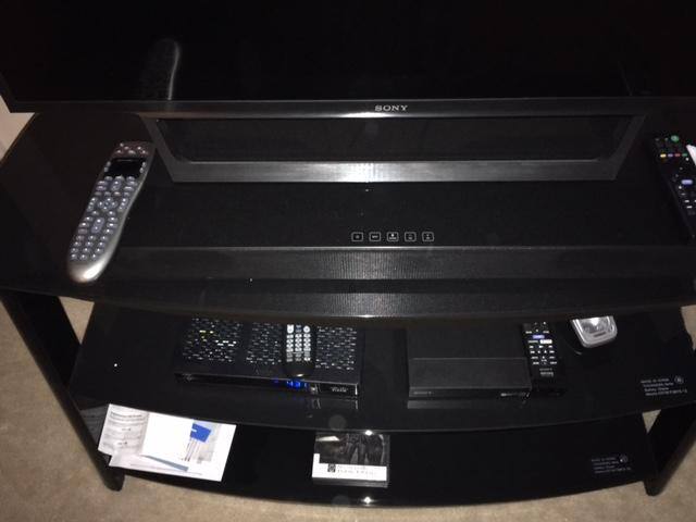 HTXT2 2.1 under the Sony TV, click to load a larger version