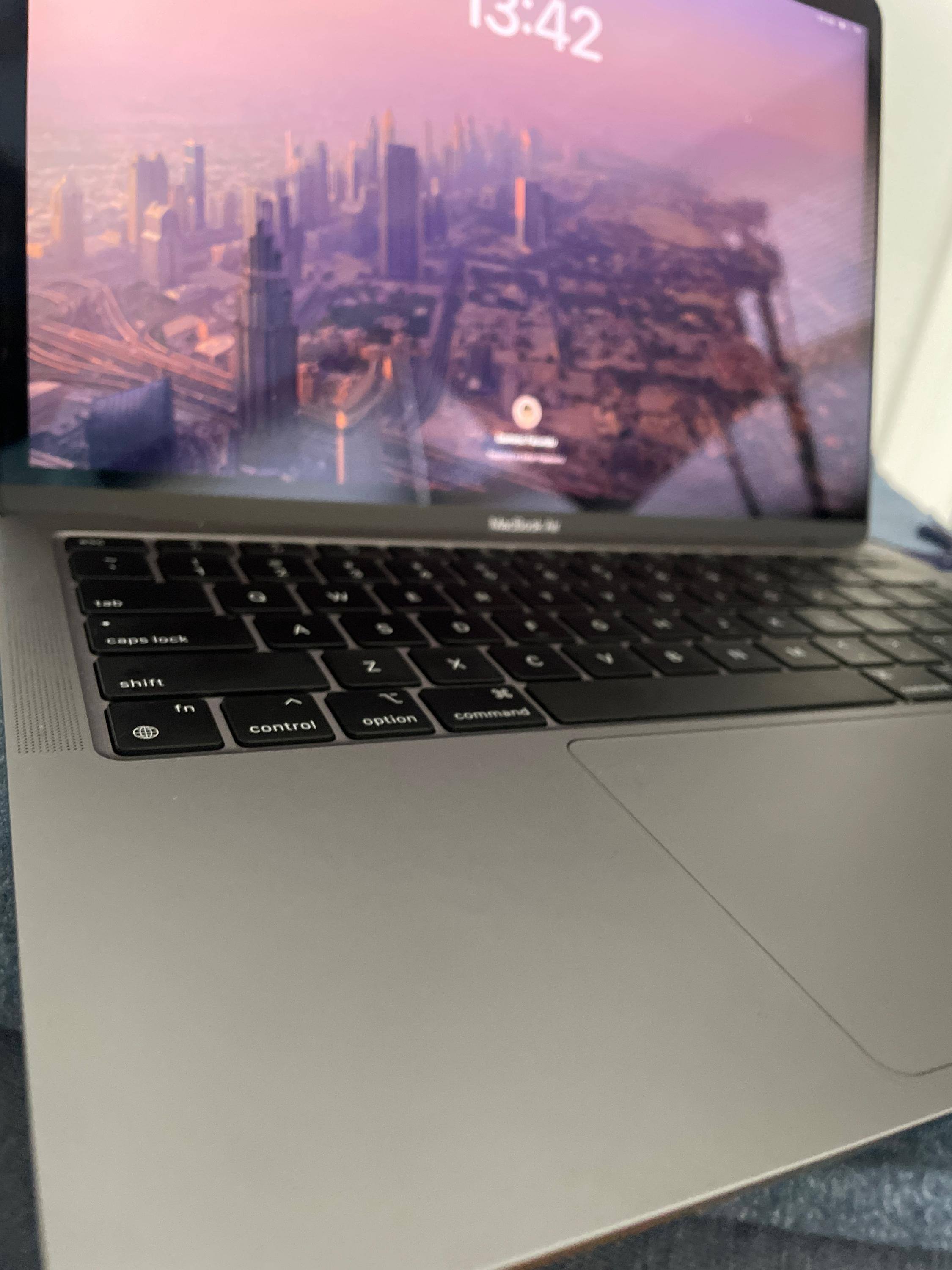 Geek Squad Certified Refurbished MacBook Air 13.3