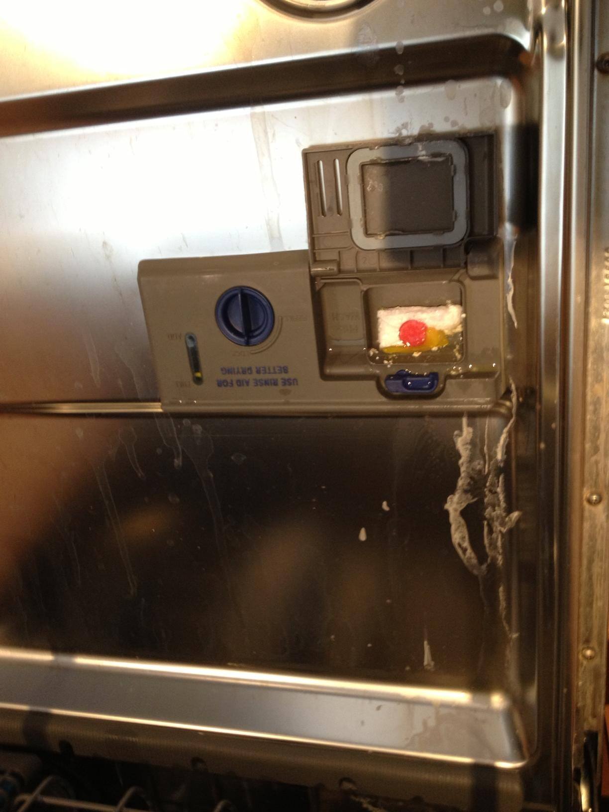 soap tab not dissolving or coming out of dispenser..., click to load a larger version