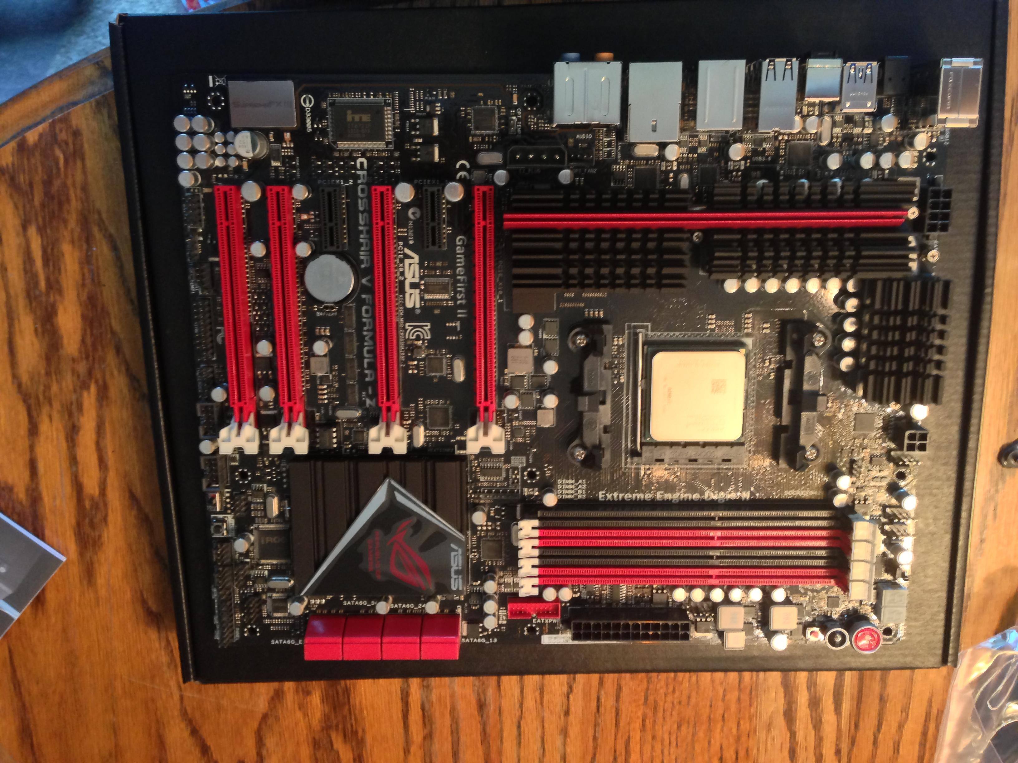 Top view of the board., click to load a larger version