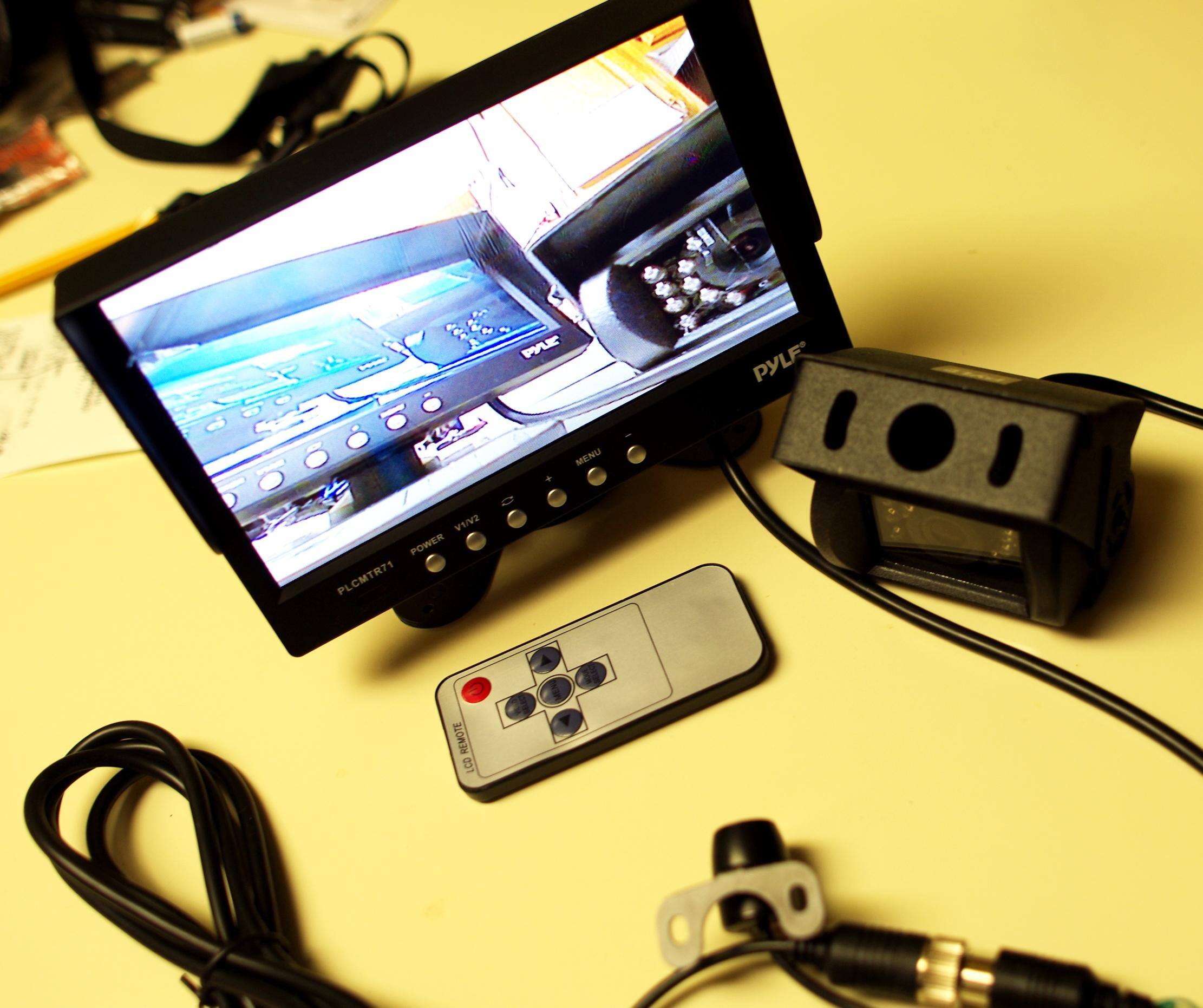 pyle backup cam, click to load a larger version