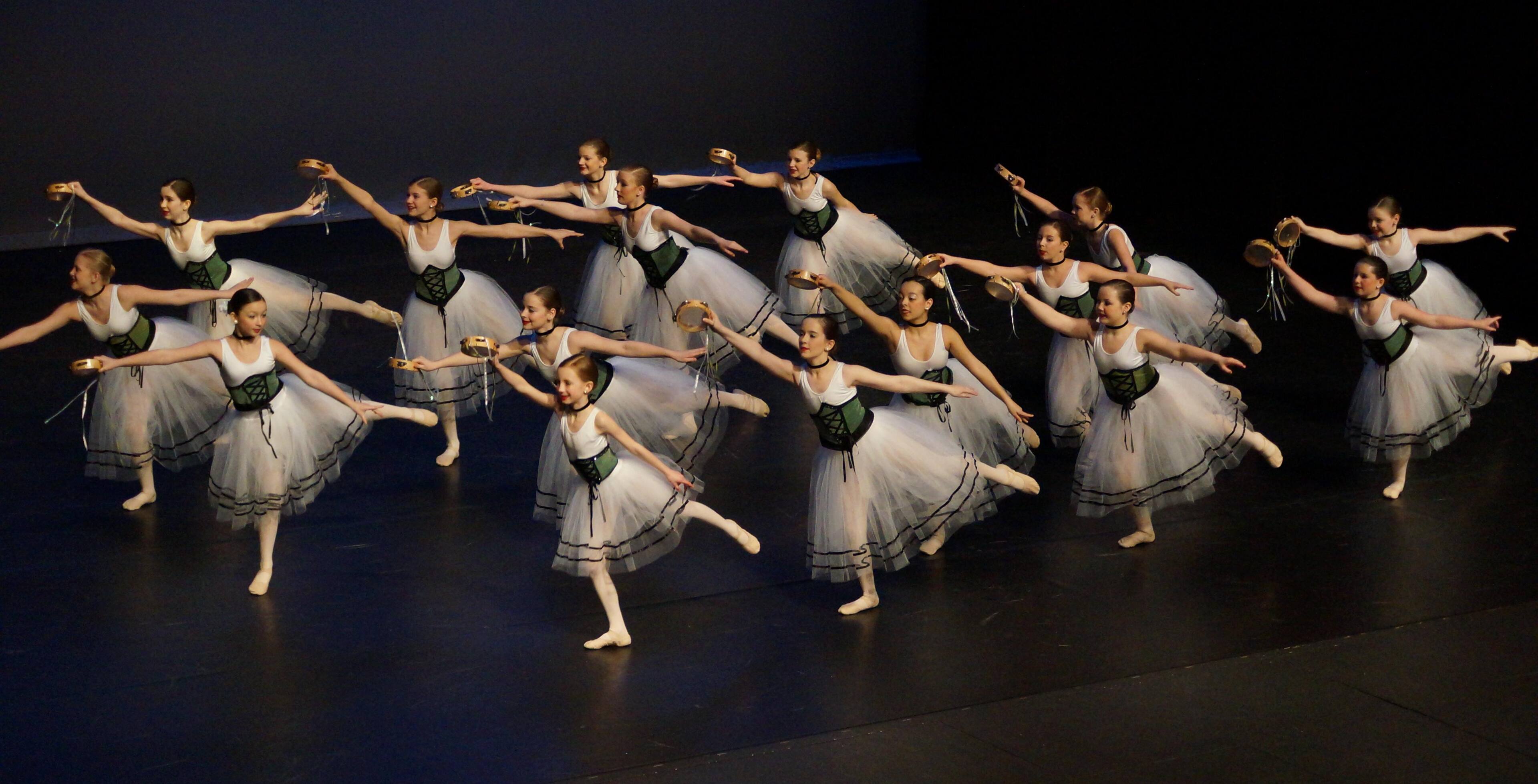 dancers, click to load a larger version