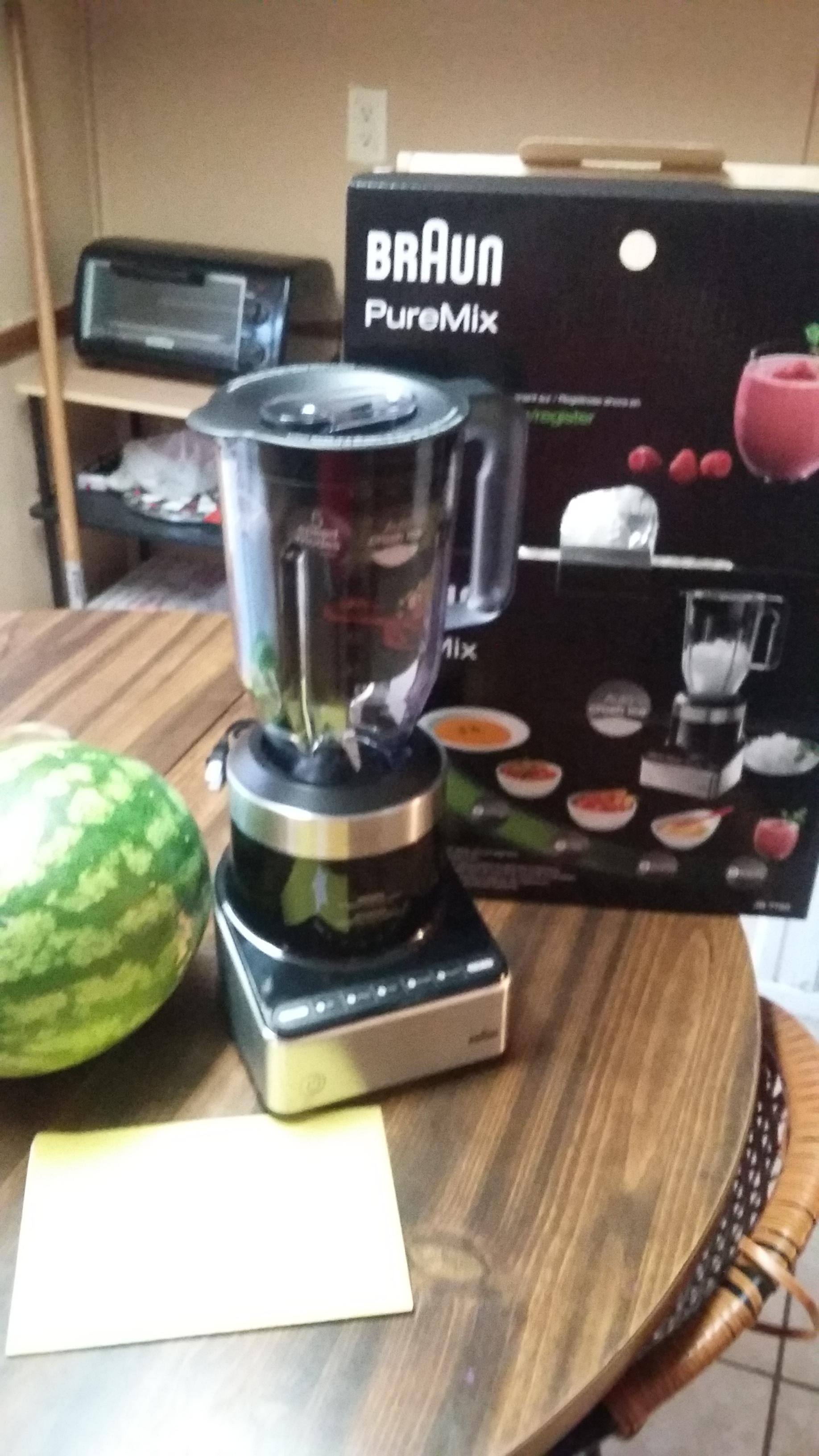 What the blender looks like., click to load a larger version