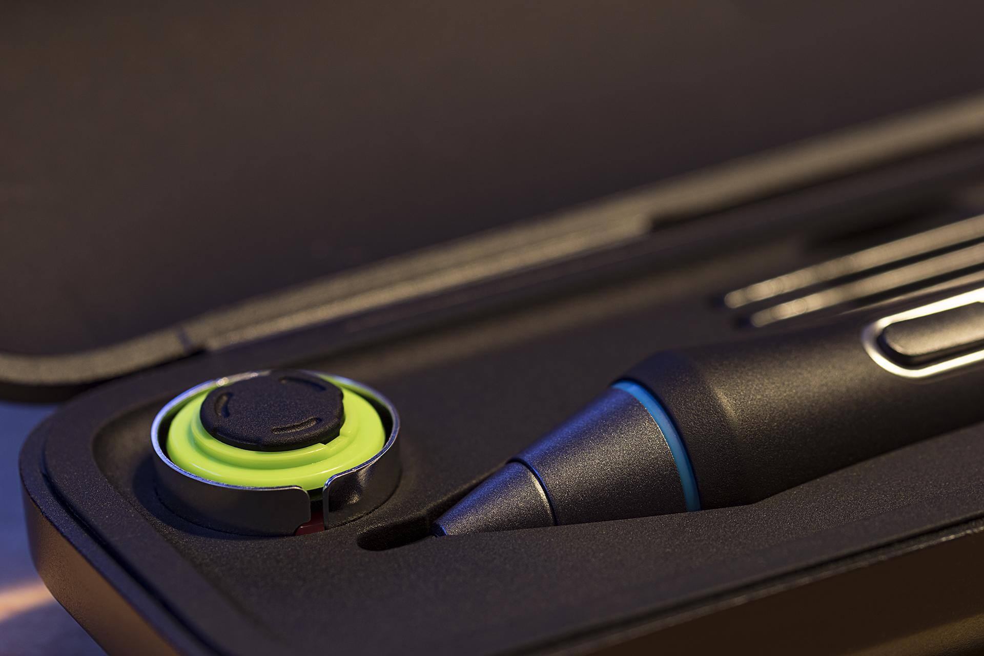 80D w/ Macro 90mm, click to load a larger version