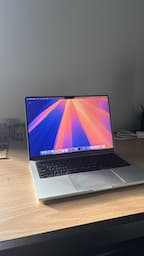 Apple MacBook Pro 14 inch Apple M4 chip Built for Apple Apple MacBook Pro 14 inch Apple M4 chip Built for Apple