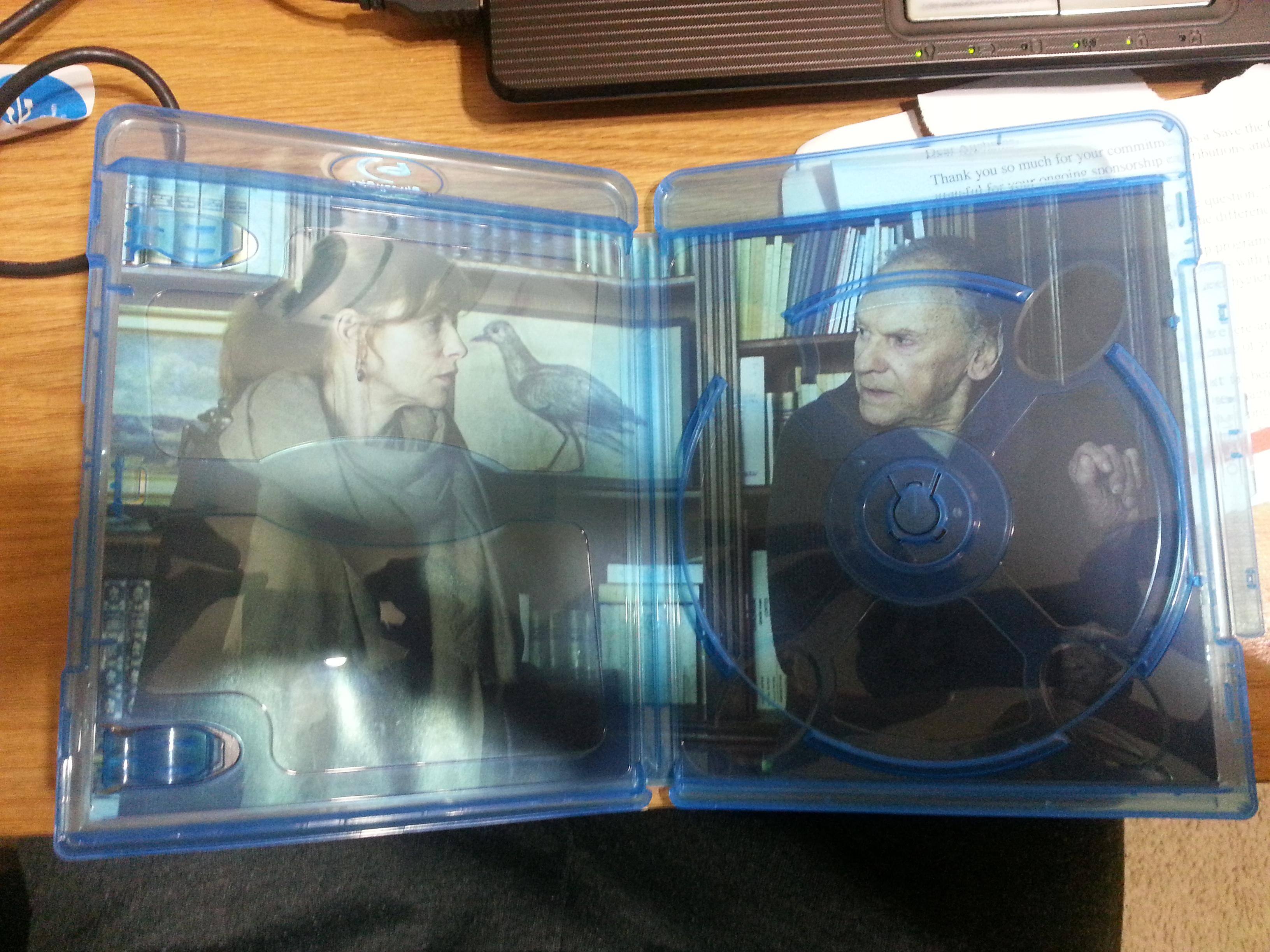 Beautiful film art on inside flap. Unique feature with Sony releases., click to load a larger version