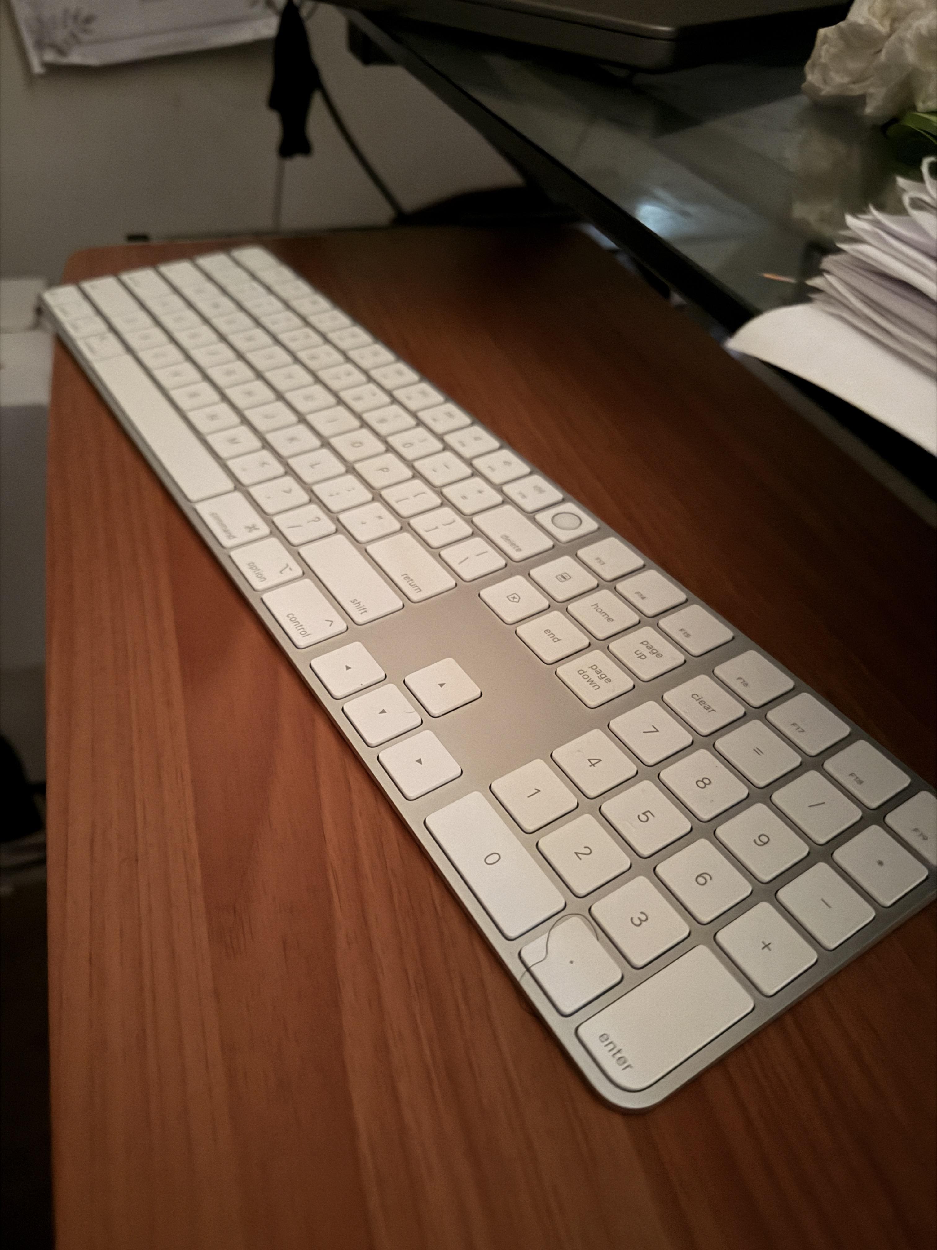 Magic Keyboard with Touch ID and Numeric Keypad for Mac models