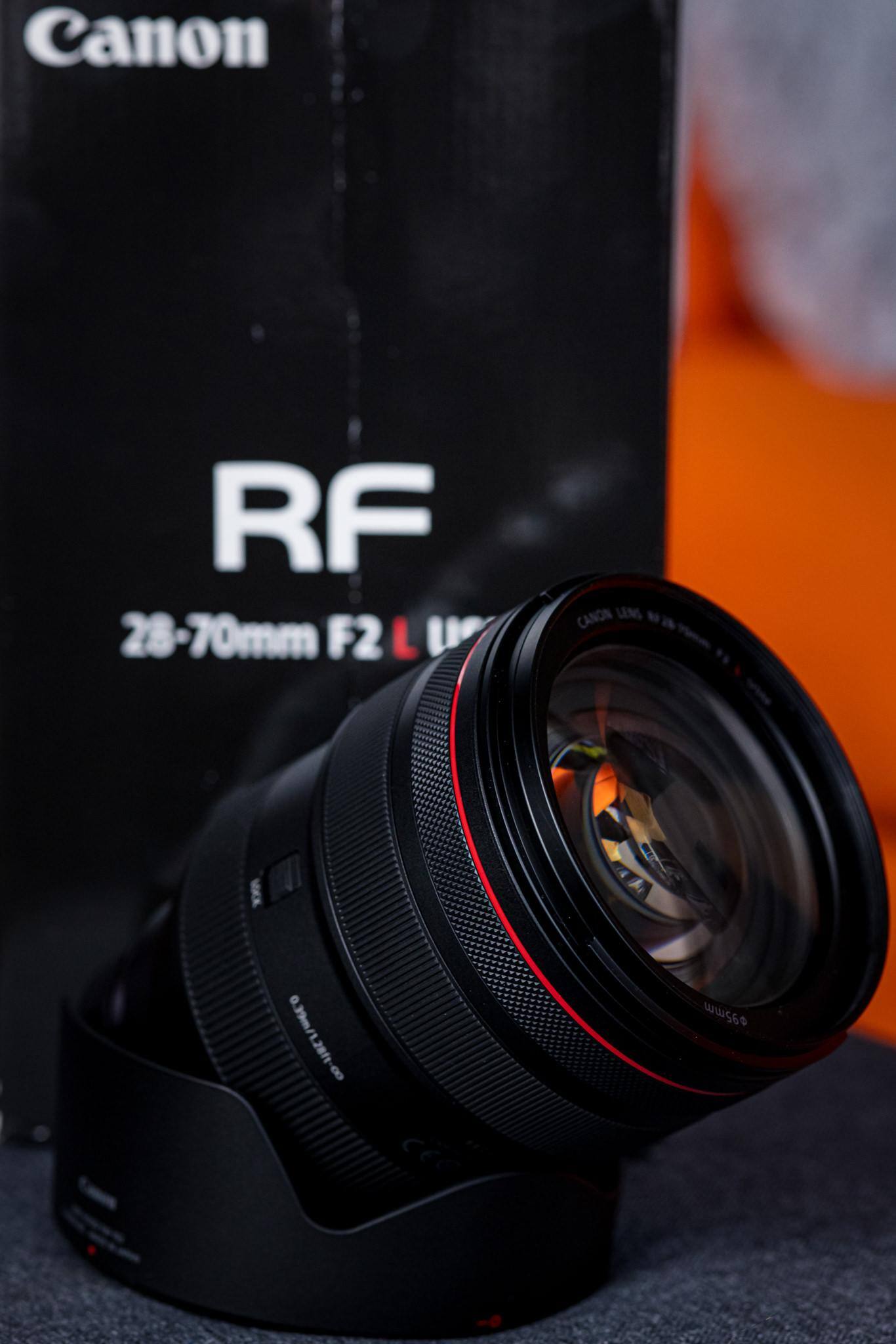 Canon RF28 70mm F2 L USM Standard Zoom for EOS R Series Cameras