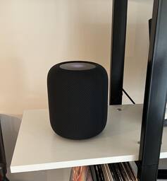 Apple HomePod (2nd Generation) Smart Speaker with Siri White Apple HomePod (2nd Generation) Smart Speaker with Siri White
