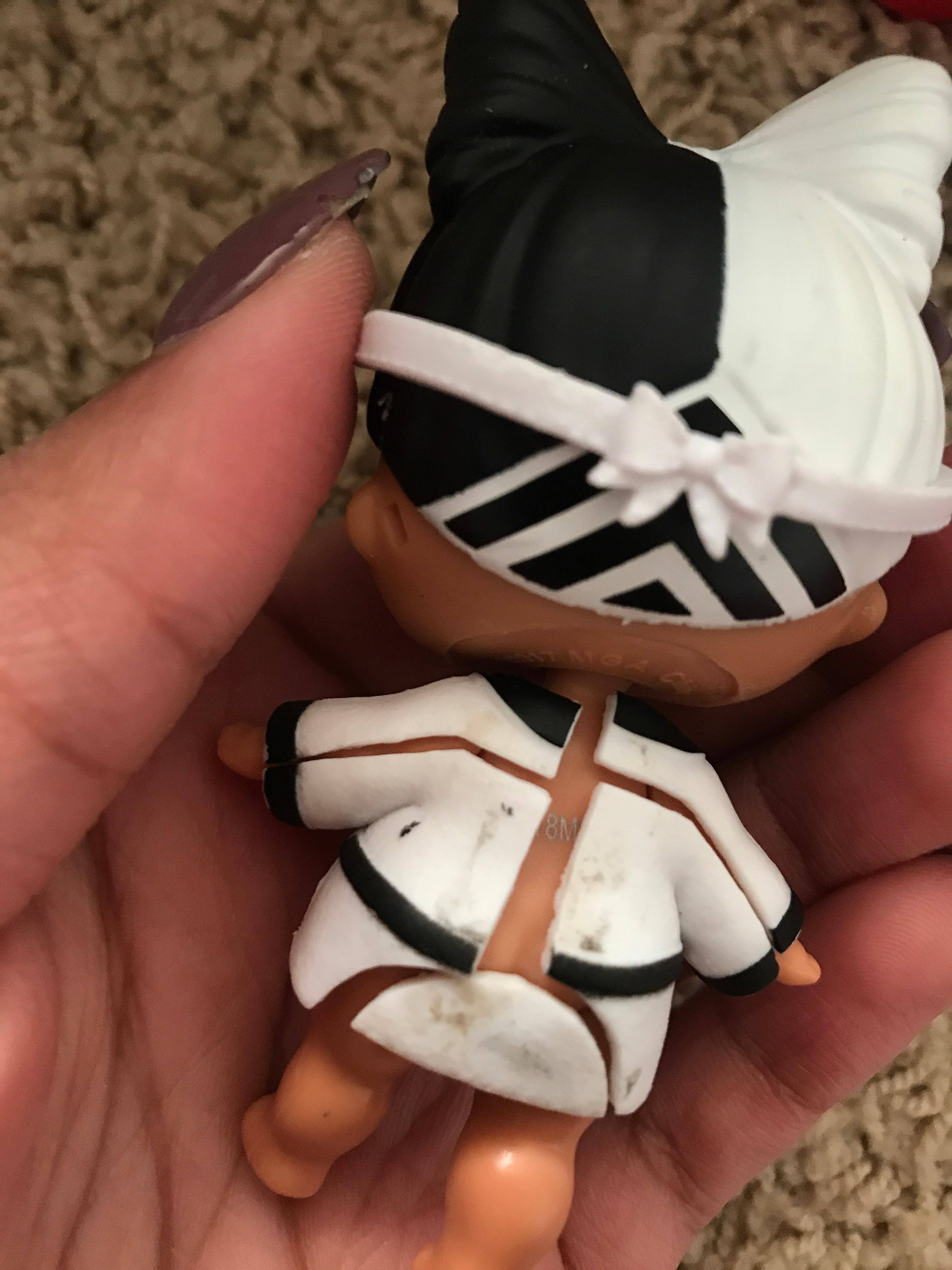 the dress appears as dirty and it was just opened., click to load a larger version