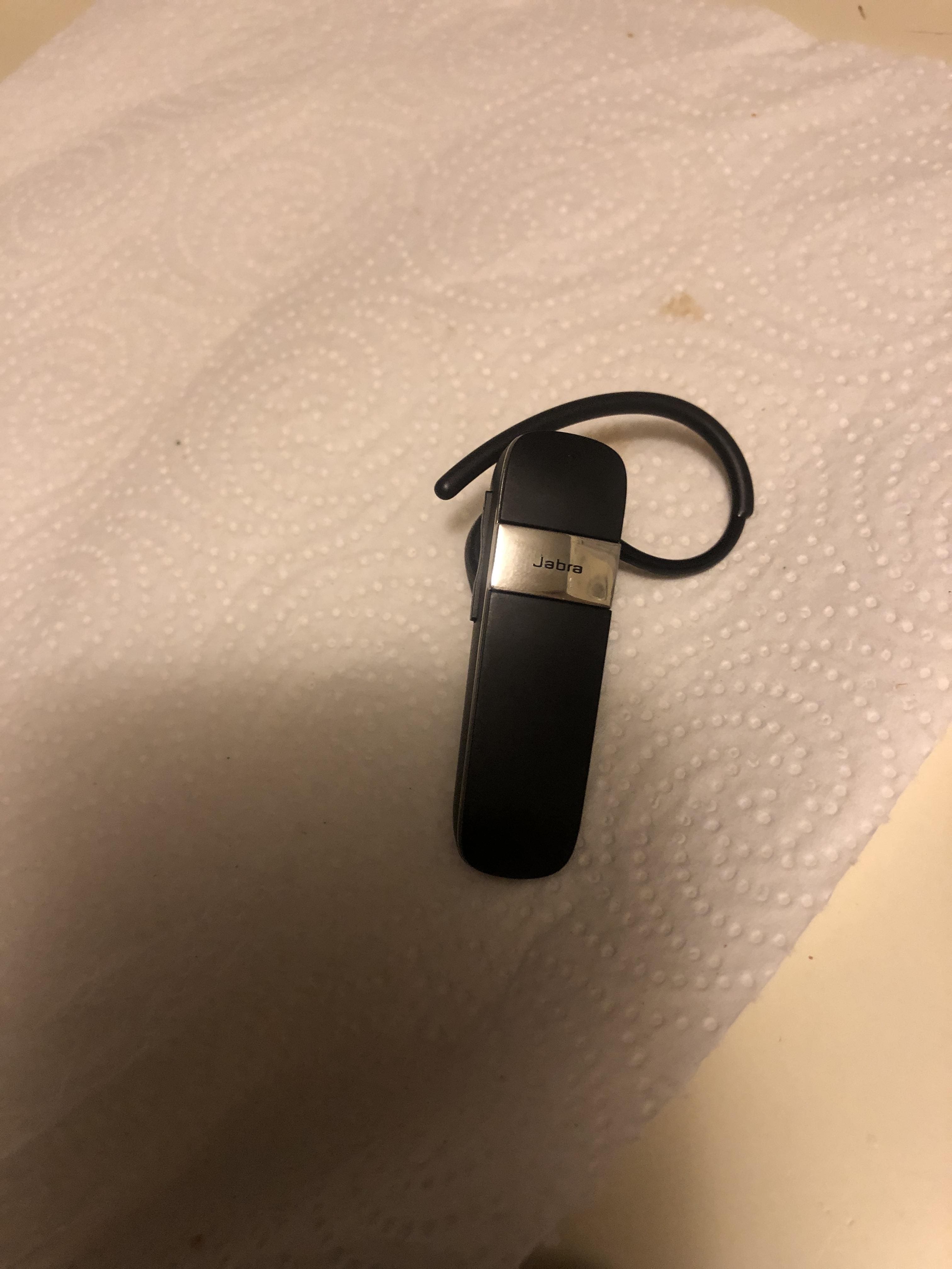 Jabra Talk 15 SE ブラック　新品 Jabra Talk 15 SE Bluetooth Headset Black 100-92200901-02