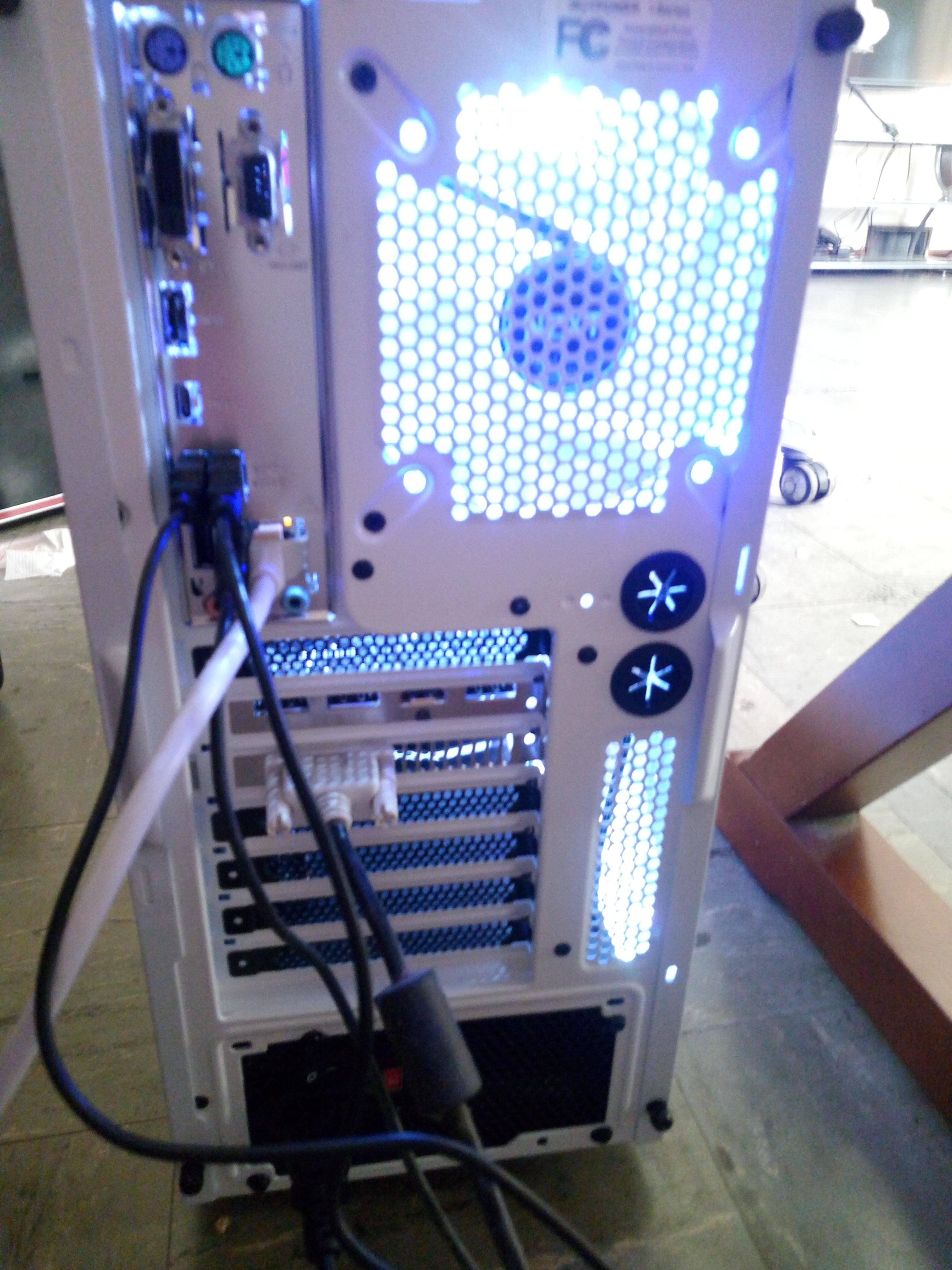 Back of computer, click to load a larger version