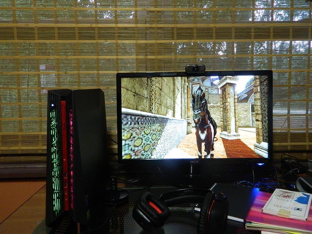 Asus ROG G20AJ-B08, click to load a larger version