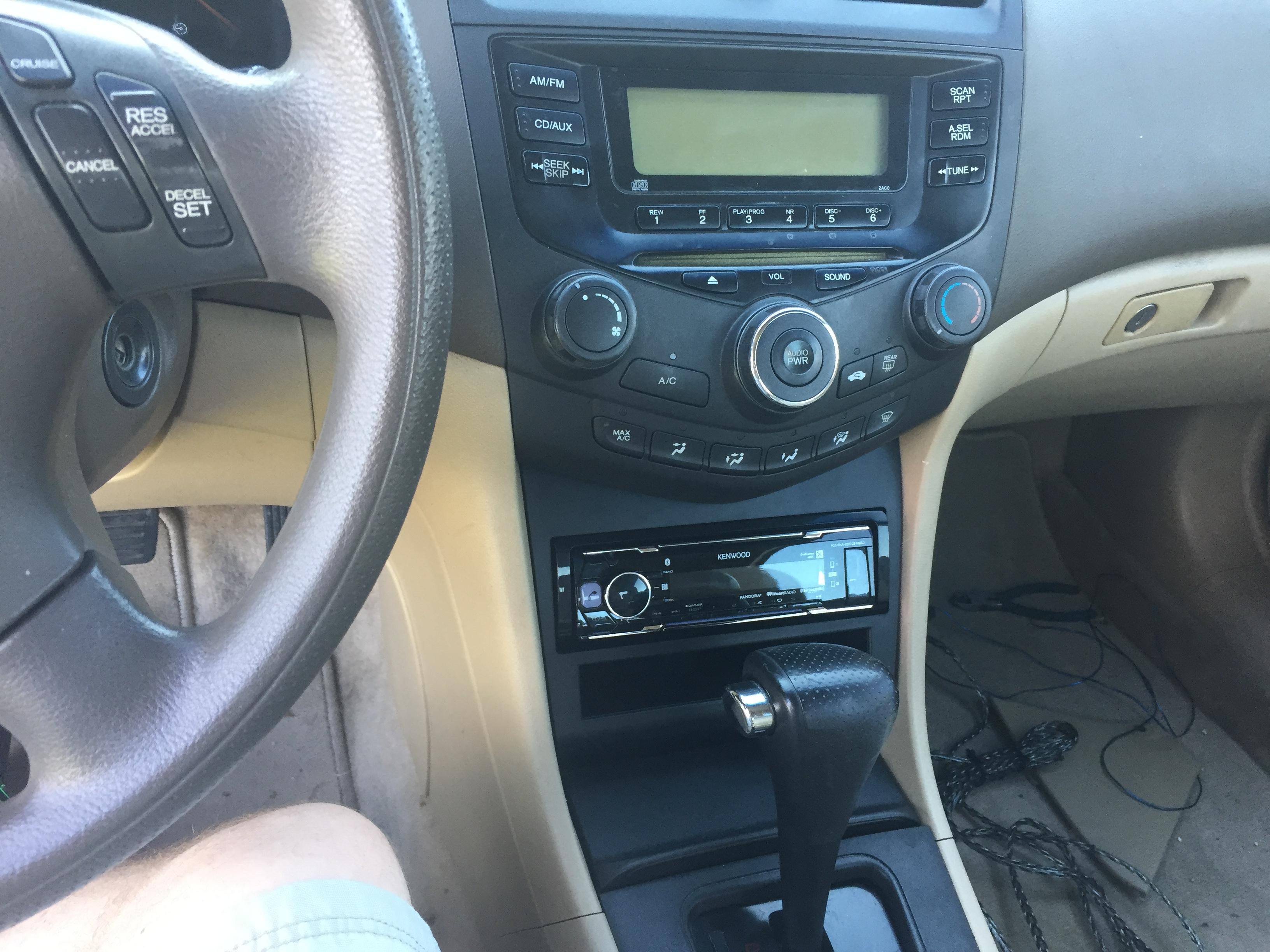 04 Honda Accord, click to load a larger version