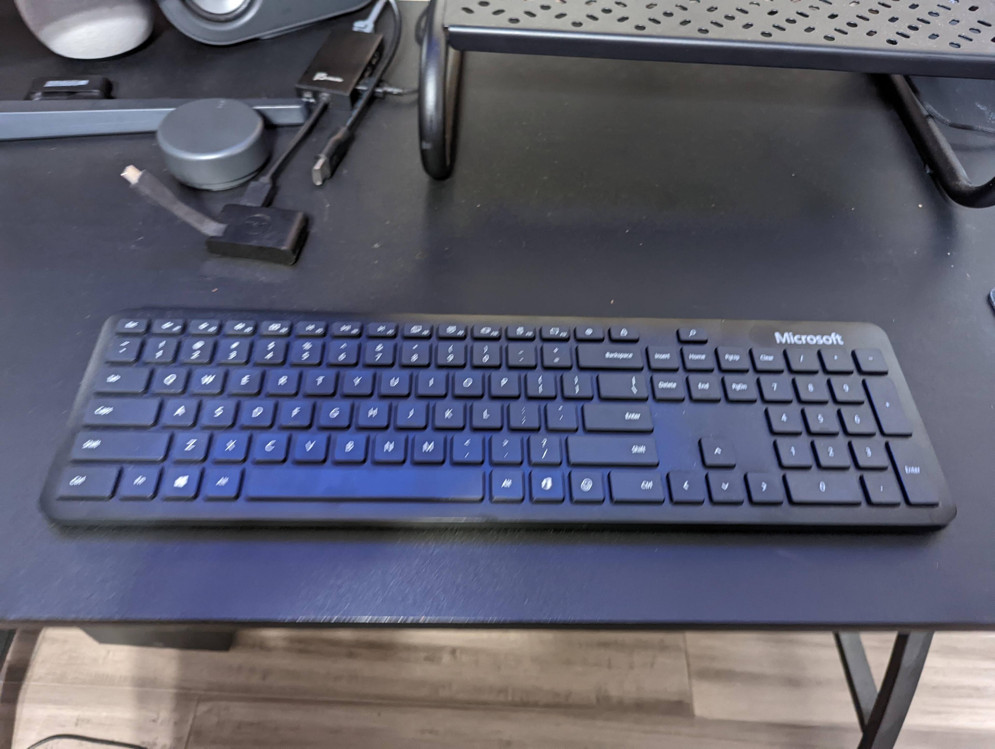 Microsoft Full size Wireless Bluetooth Keyboard Black QSZ