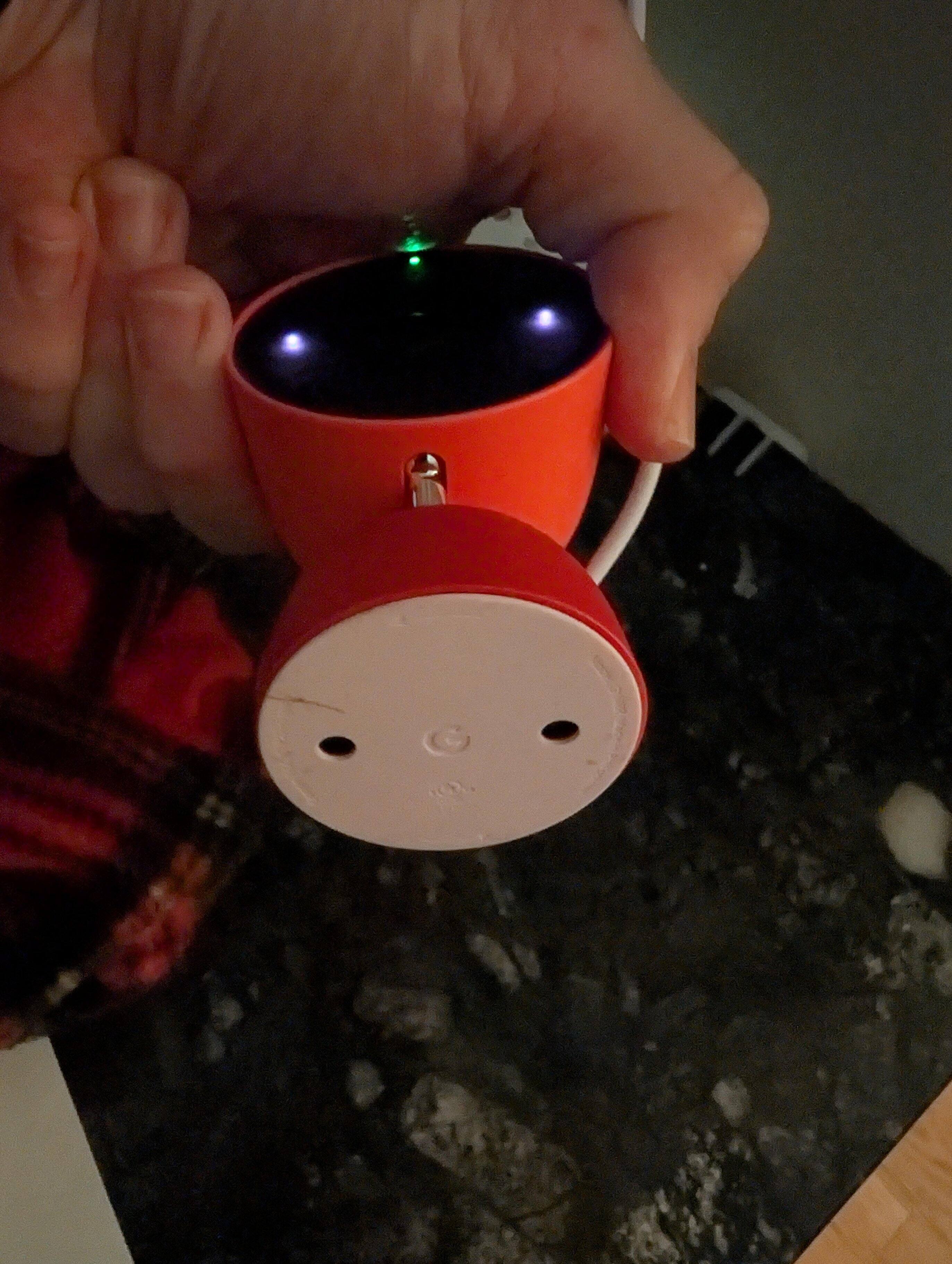 Showing the holes to mount it, click to load a larger version