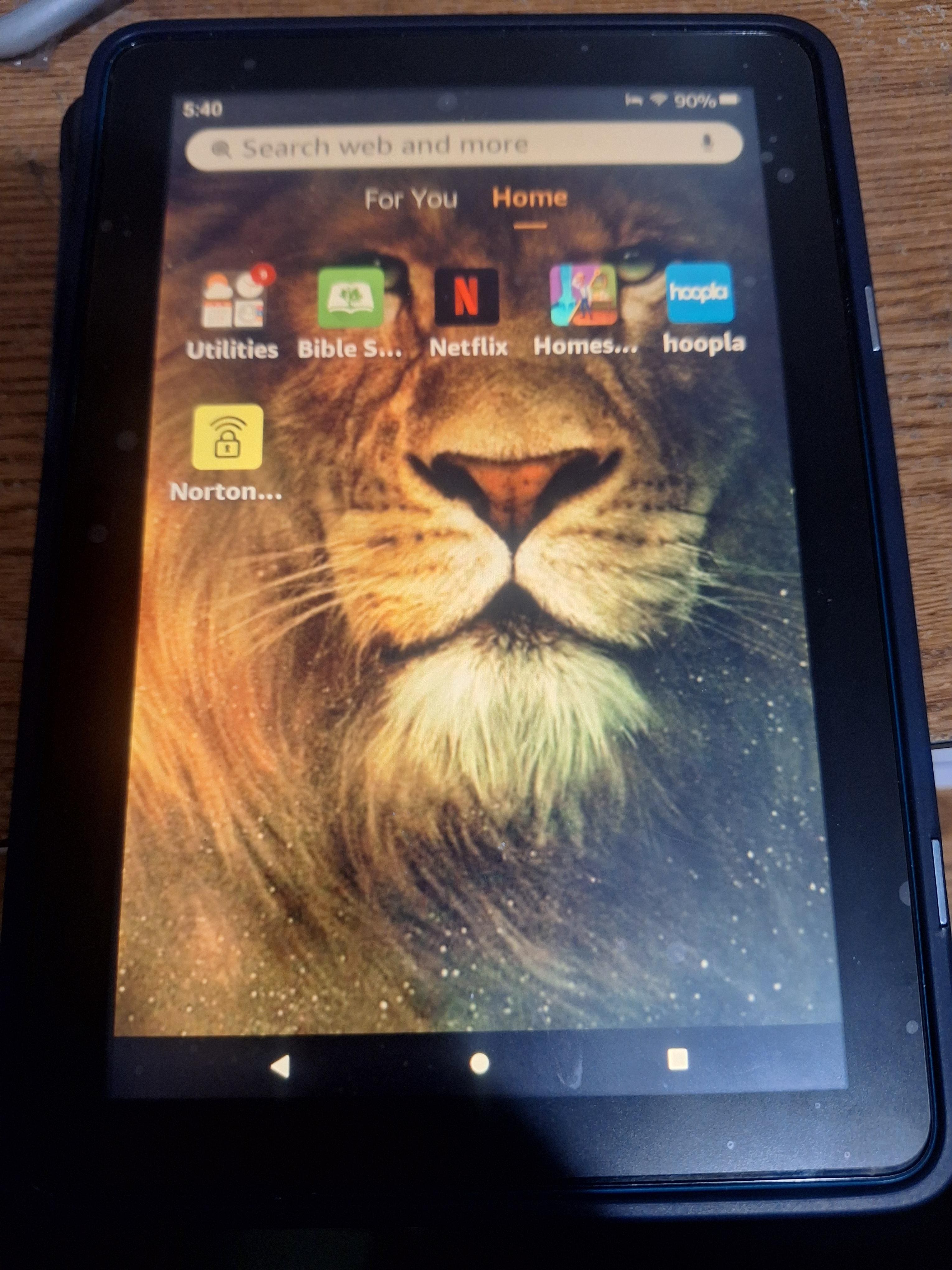 Amazon Fire HD 8 tablet, 8” HD Display, 3GB memory, 32GB, designed