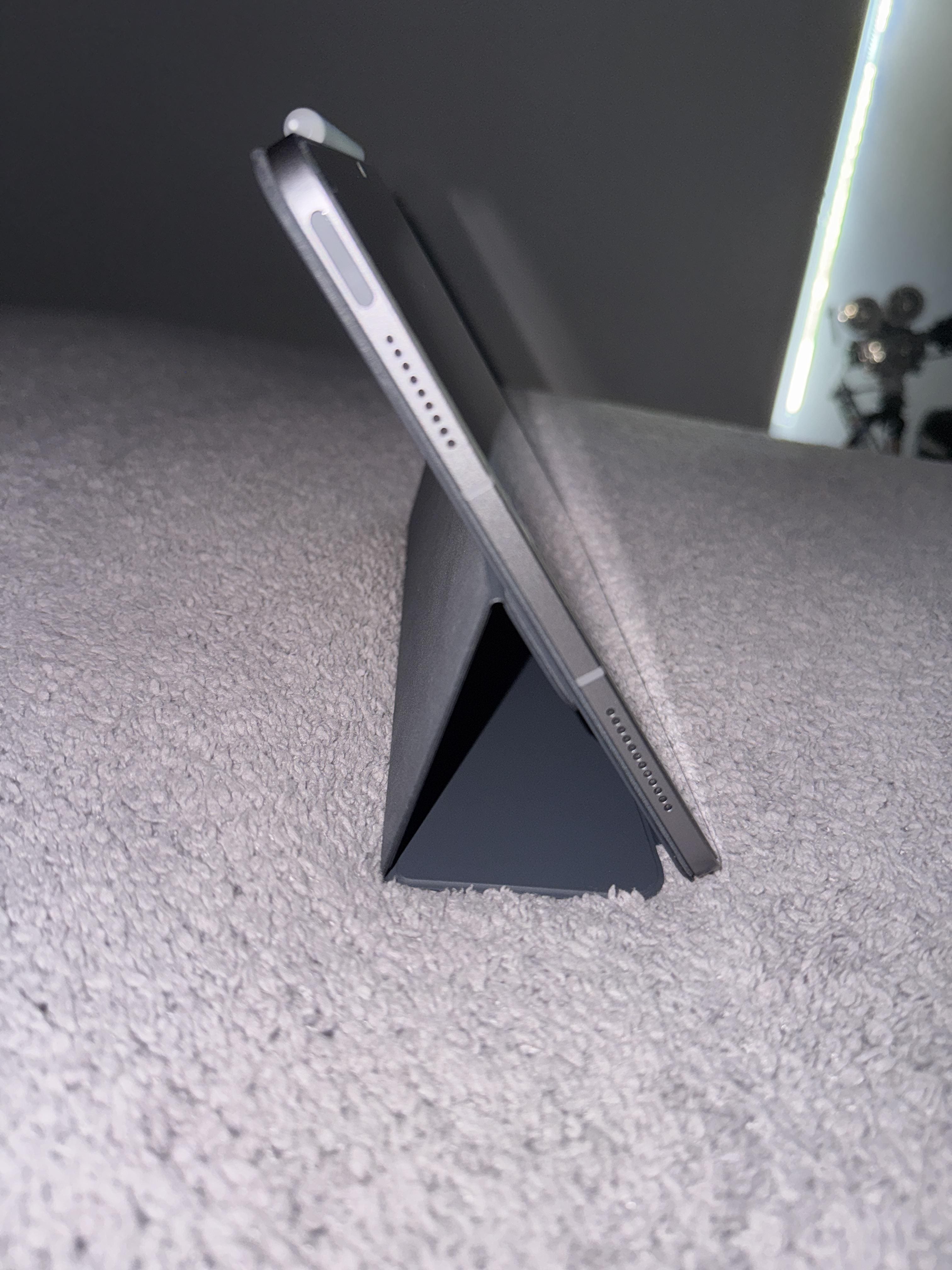 Apple Smart Folio for iPad Air 11 inch (M3) and iPad Air 11 inch